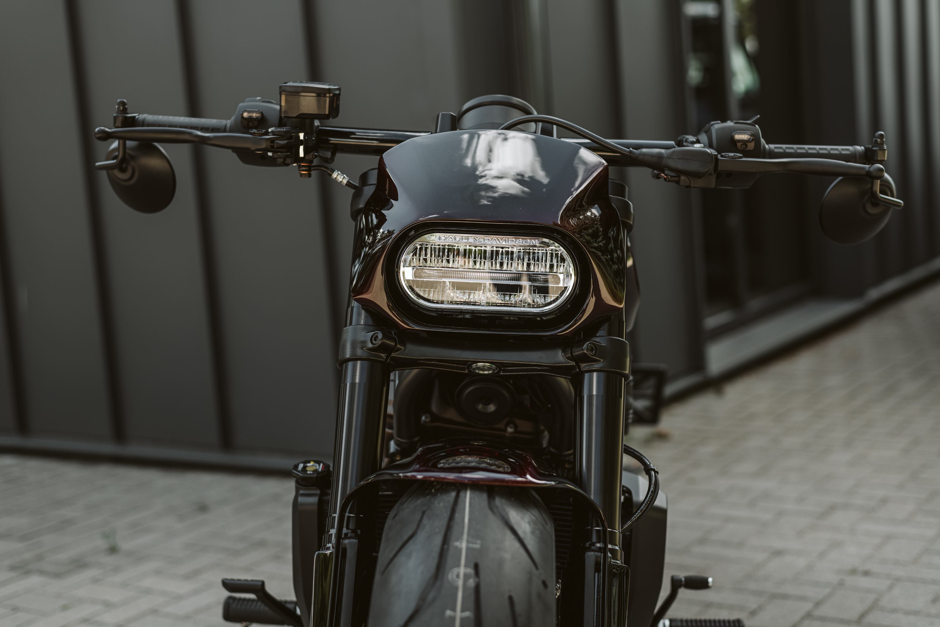 HARLEY-DAVIDSON SPORTSTER S „STREET WARRIOR“ SCHEINWERFER-VERKLEIDUNGSMASKE AB 2021