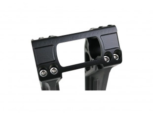 Santee 8" Fastback Risers für OE Digital Speedometer Schwarz 1" Anodized Harley-Davidson – Art.-Nr. 922091