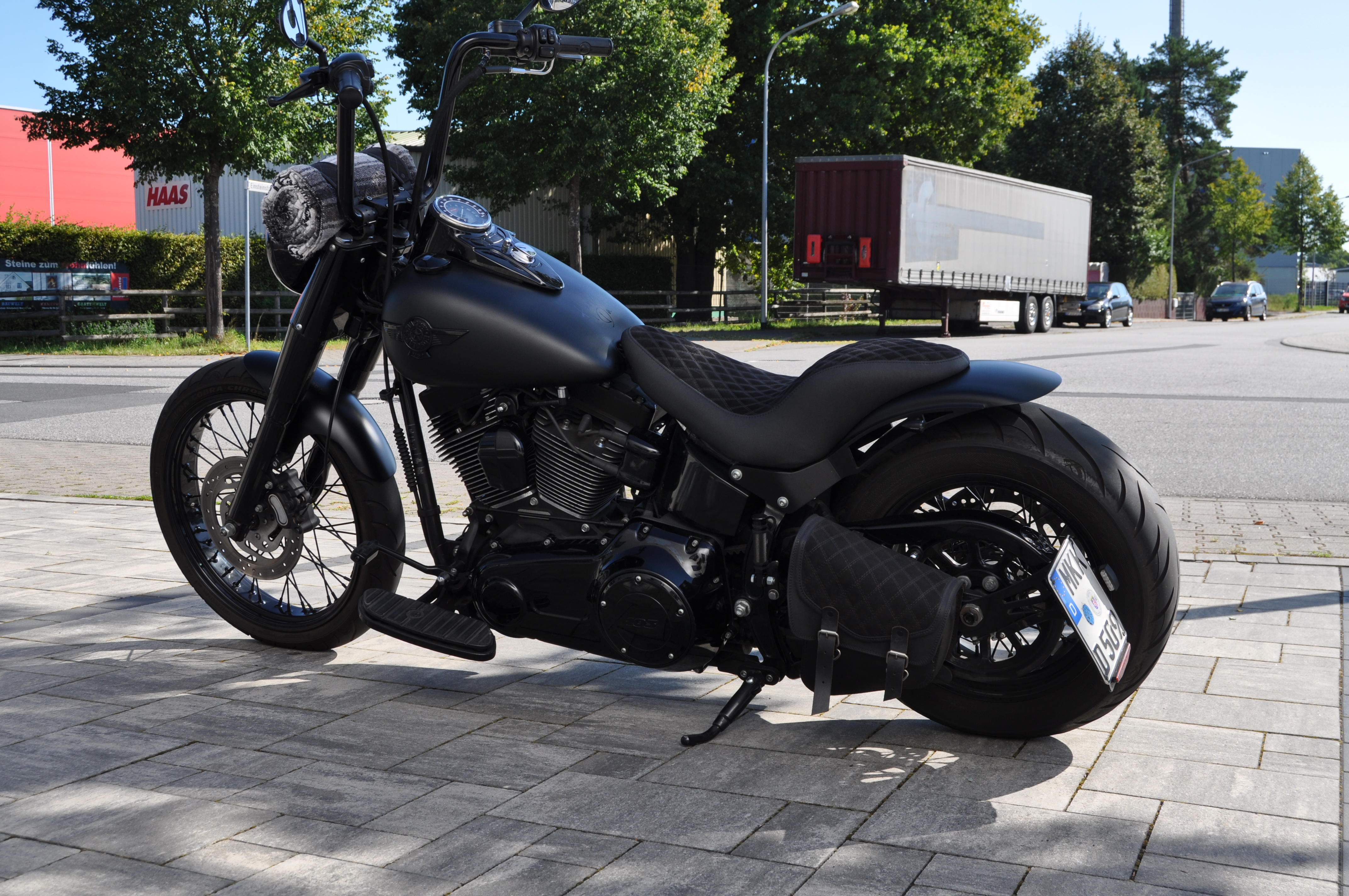 2012 Harley Davidson Softail mit Mega Umbau sehr viele Extras +++ Finanzierung ab 6,99% möglich  