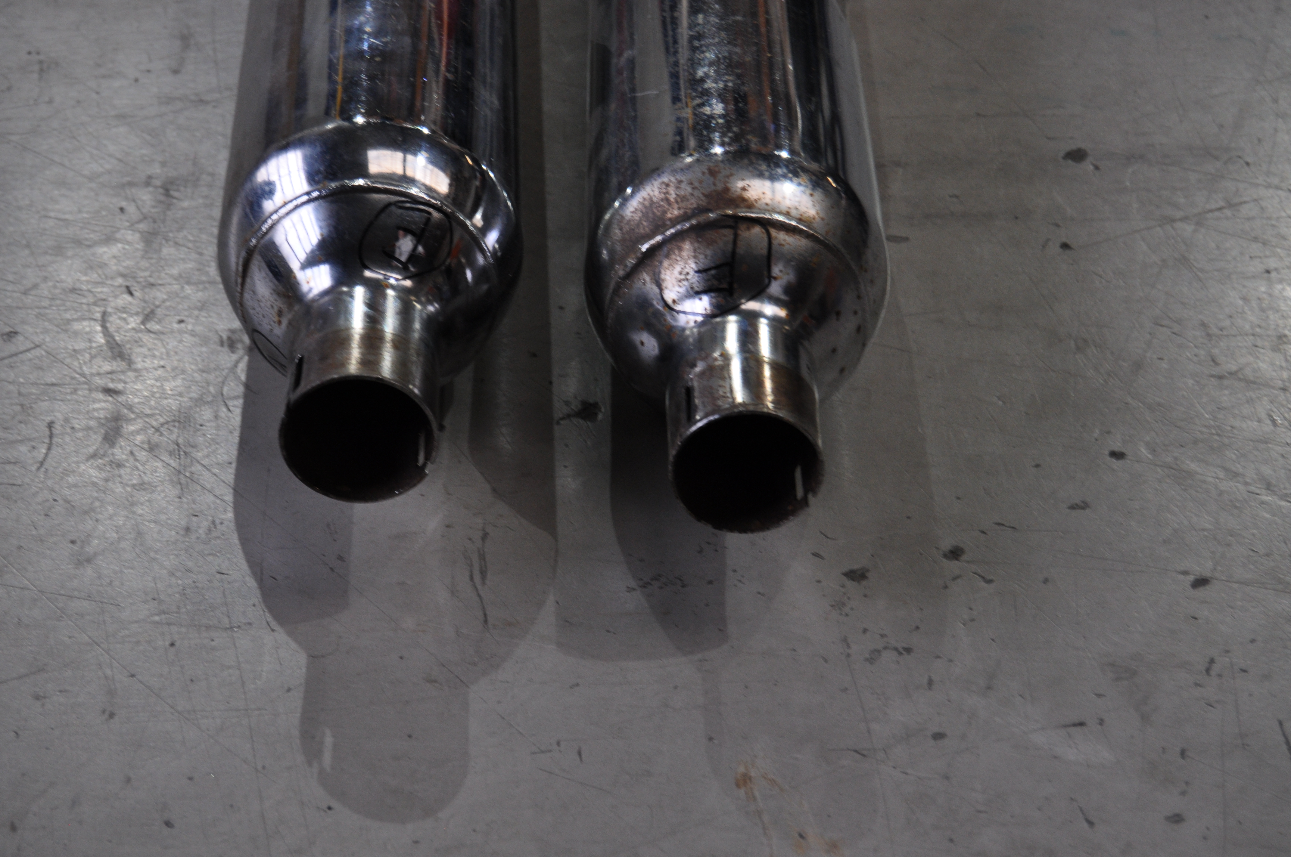 Harley Davidson Touring Endtöpfe Original 65883-95B / 65552-95B E4 gebraucht