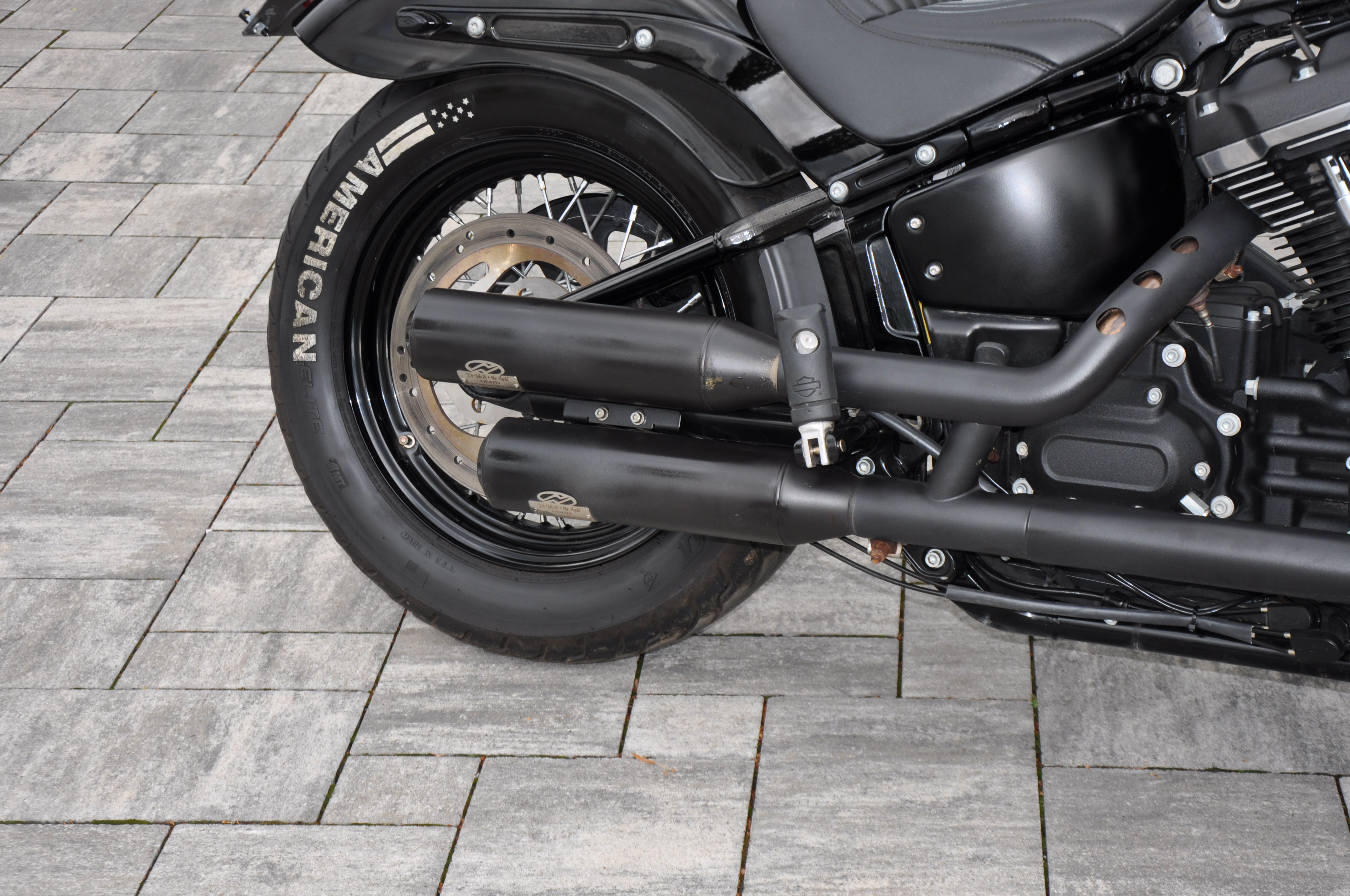 DSC_0454QQQDpE9apgUi6 2019 FXBB Softail Street Bob M8,107 CUI Jekill Anlage, Griffheizung, Ricks Hebel