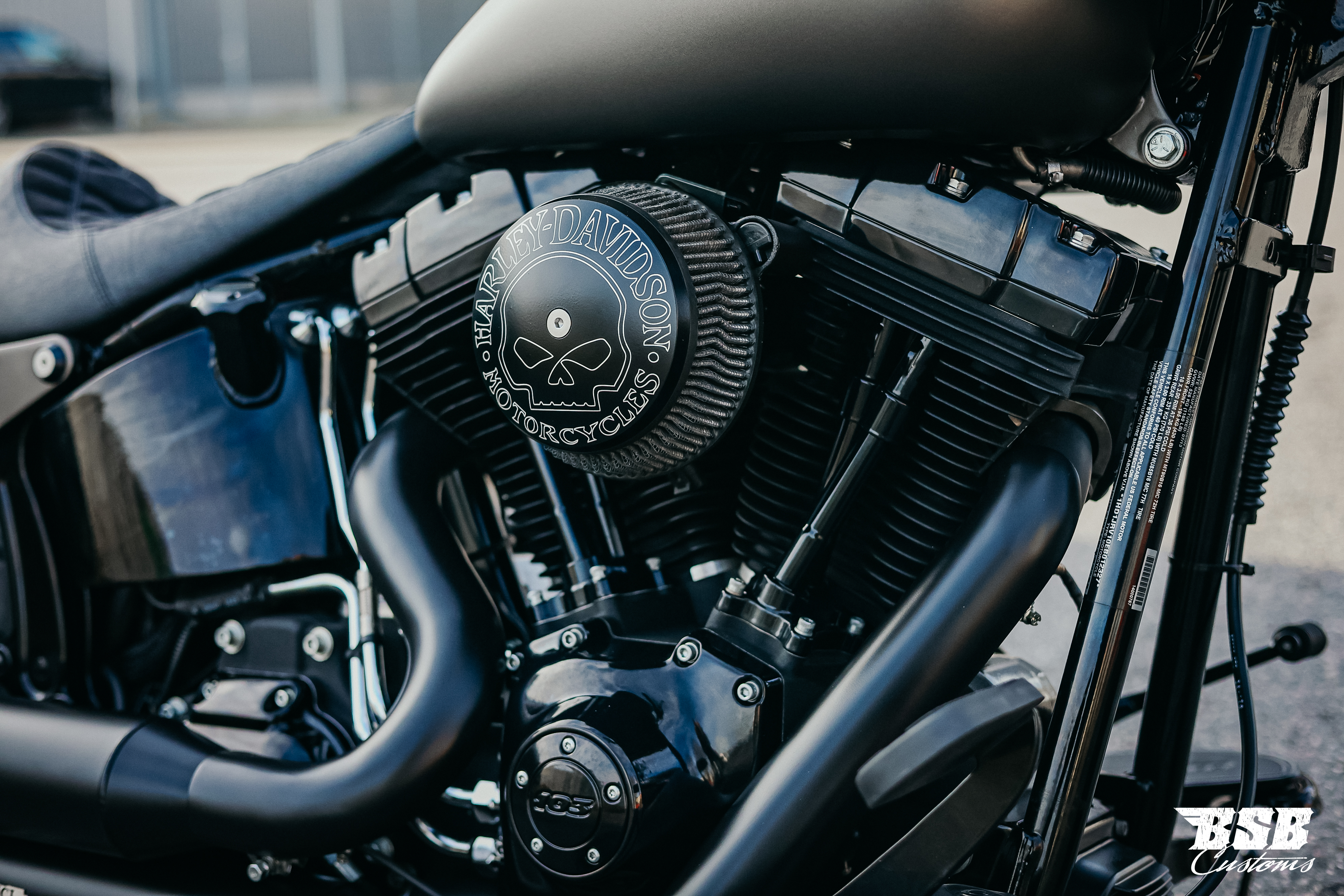 2014 Harley Davidson FLS Softail SLIM 103 CUI Mega-Umbau  ///  Finanzierung ab 3,99% möglich  ab 300 eur / mtl.
