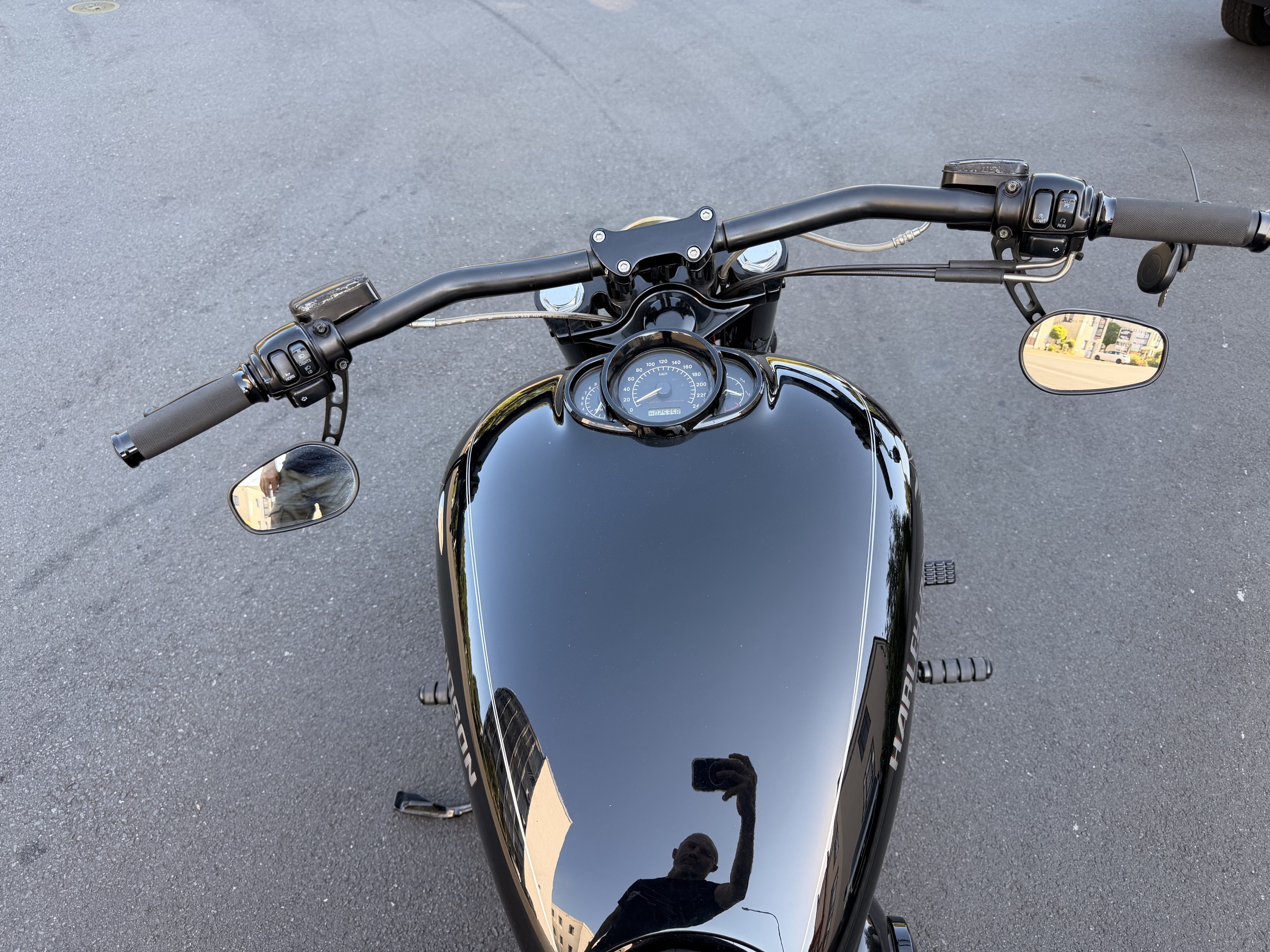 2008 Harley Davidson V-ROD edler Umbau 280-er,  NLC Anlage, Airride und vieles mehr .. ab 300 EUR finanzieren 