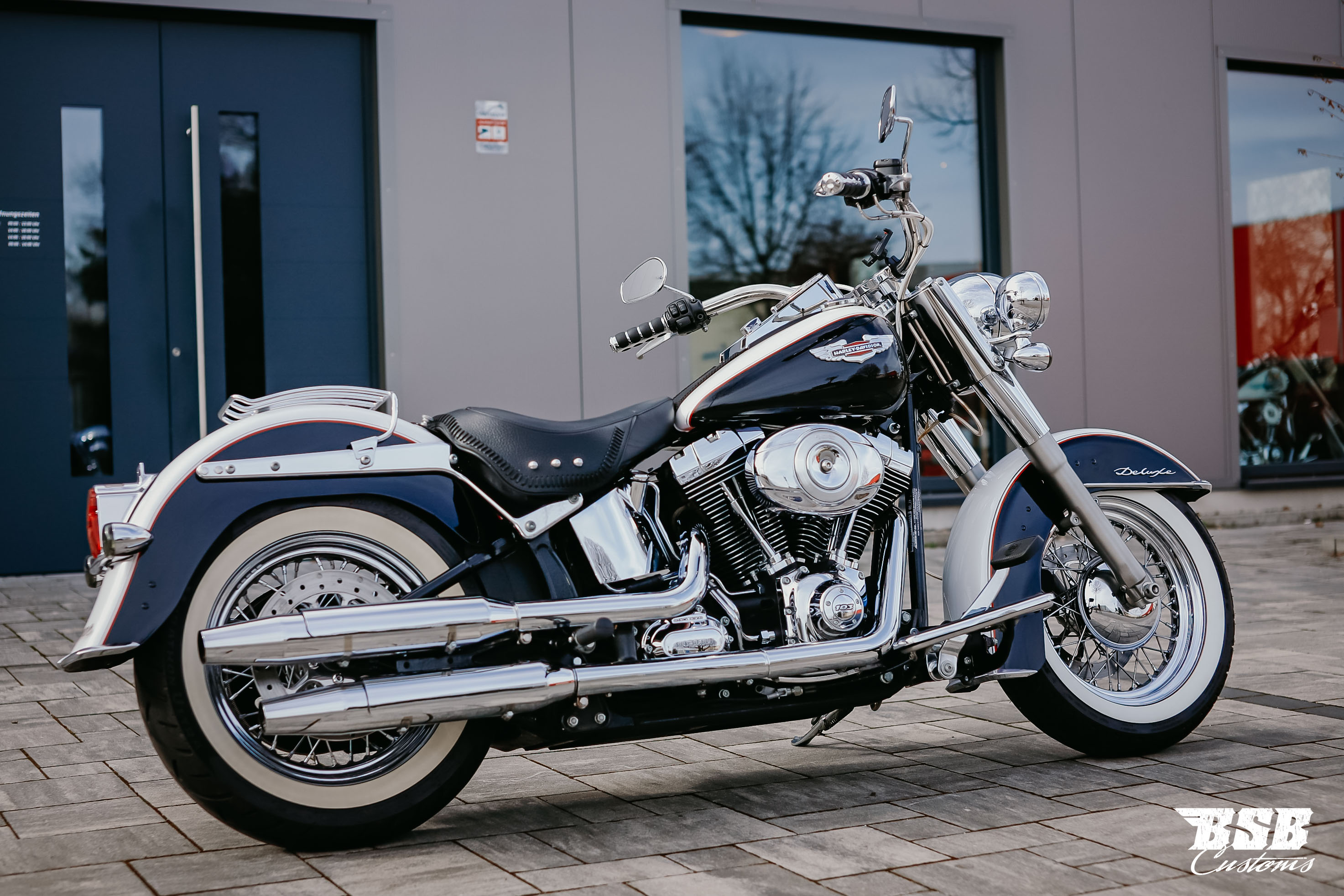 2012 Harley Davidson SOFTAIL DELUXE mit viel Zubehör bereits ab 195 EUR finanzieren