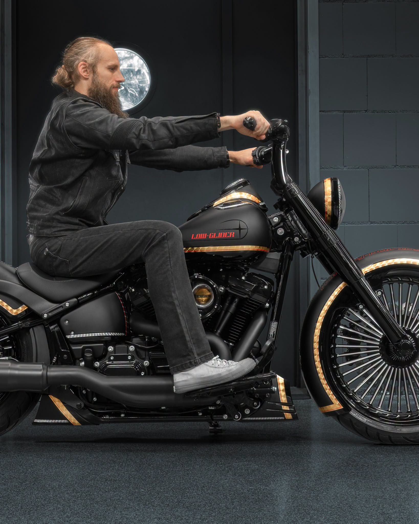 Harley-Davidson Softail 2025 - 2026 Monarch 2" Fat Bars – Lenker für Modelle mit 1-Zoll Risern