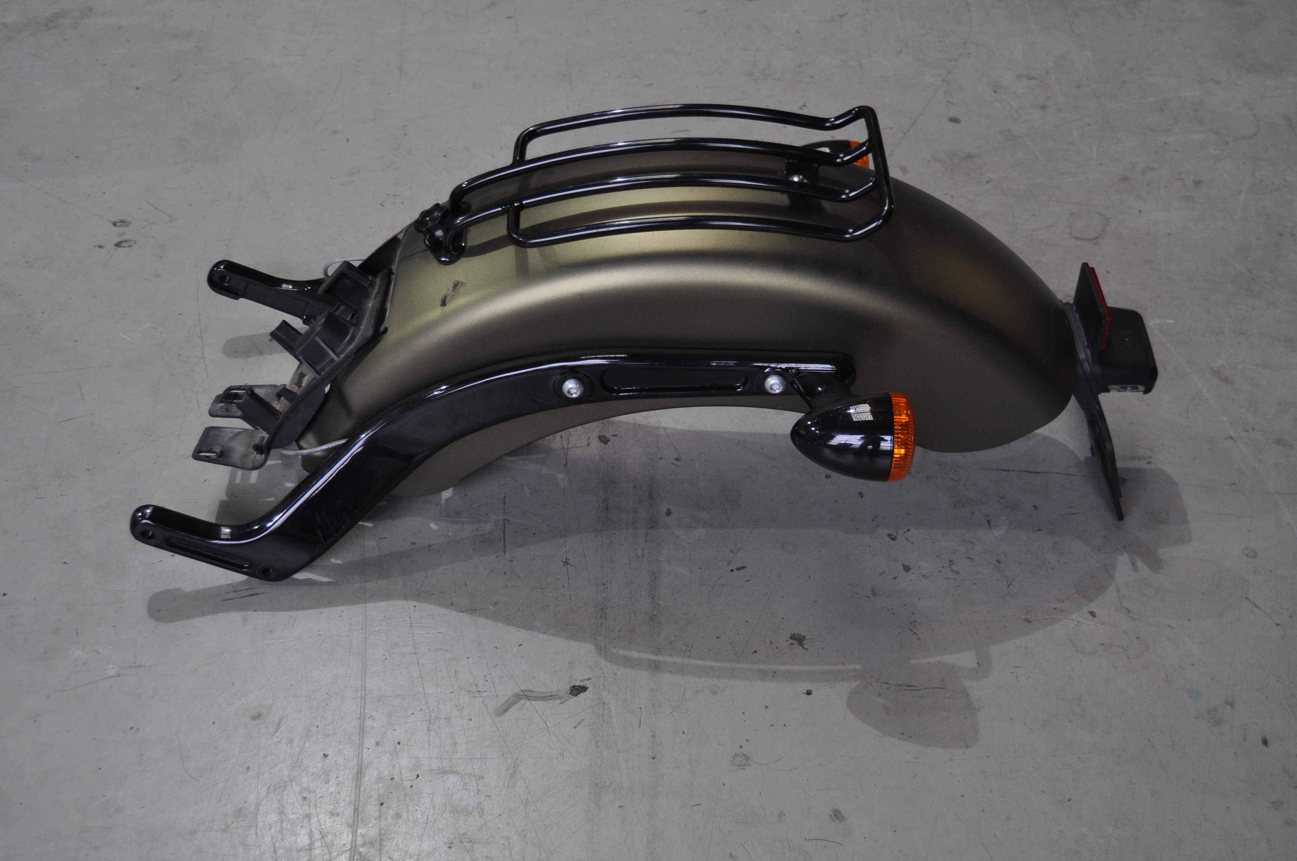 Harley-Davidson Softail FLS SLM Heckfender inkl. Blinker – Baujahr 2016 (ohne Gepäckträger)