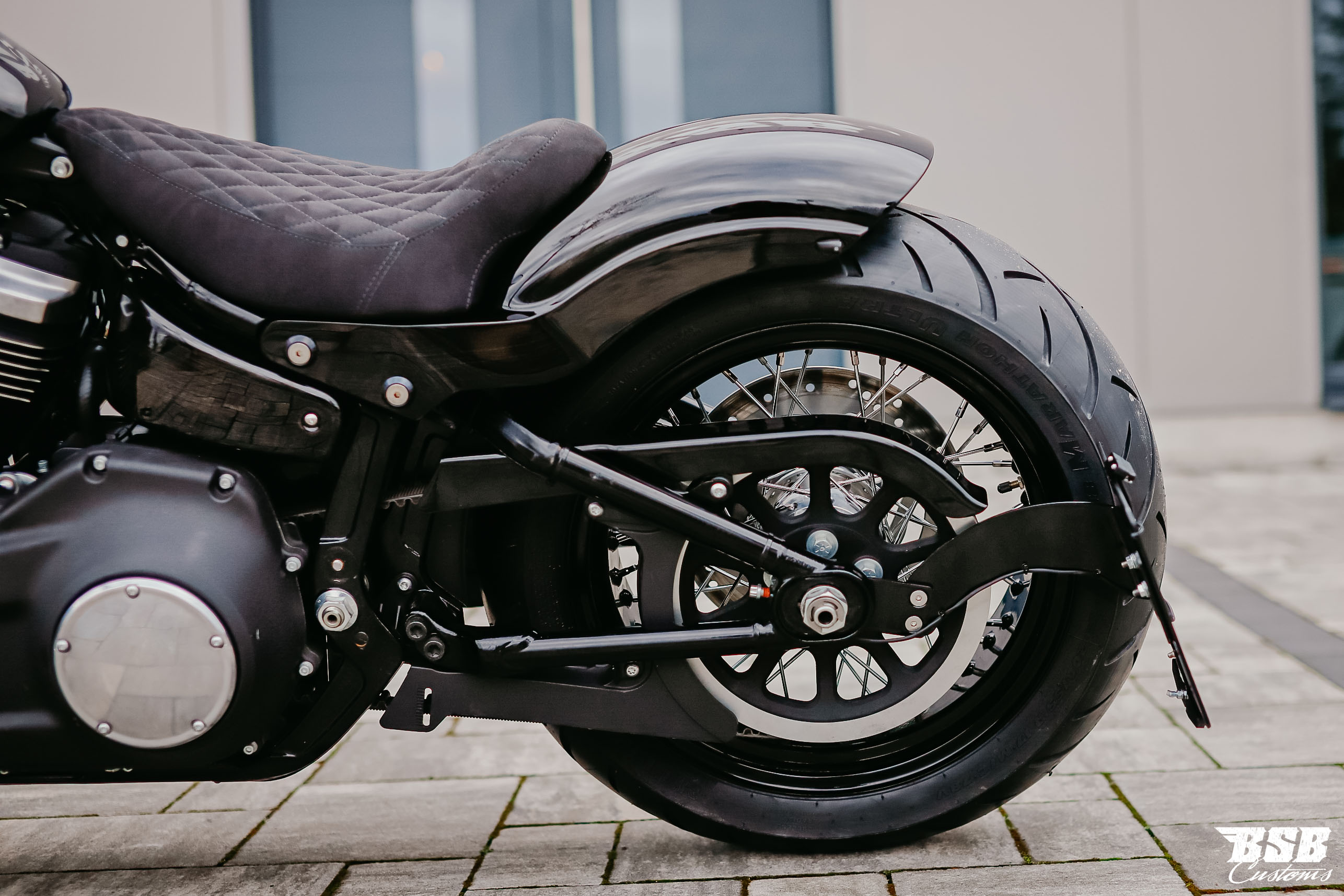 2020 FXBB 107 Softail Street BOB mit Umbau und Jekill & Hyde Anlage bereits ab 285 EUR finanzieren