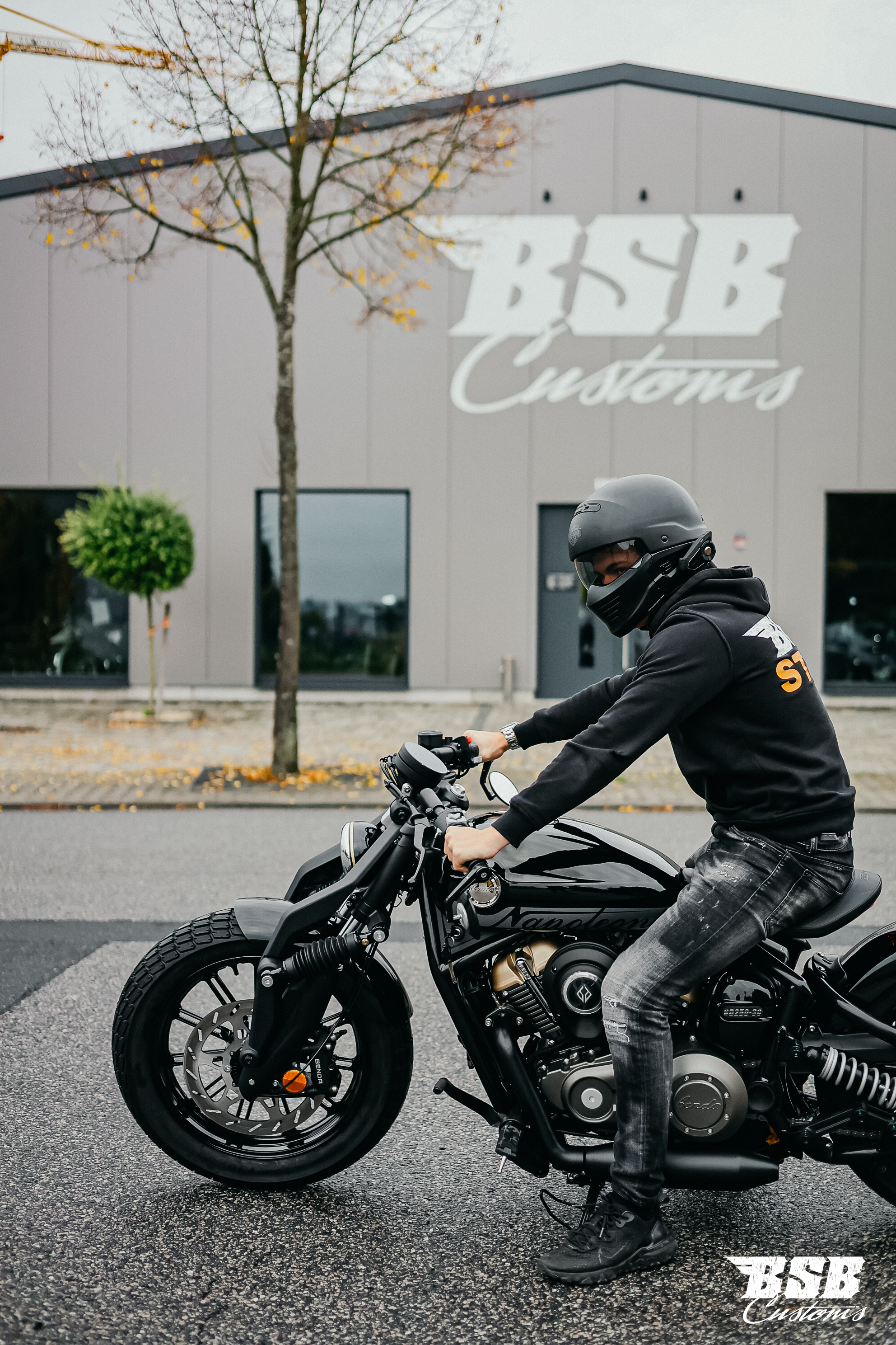 Benda NAPOLEONBOB 250 ABS-TCS-Multi Federgabel-  / TFT/ Anti-Hopping Kupplung -  NEUFAHRZEUG!!!  *bereits ab 70EUR finanzieren* Benda NAPOLEONBOB 250 ABS-TCS-Multi Federgabel-  / TFT/ Anti-Hopping Kupplung -  NEUFAHRZEUG!!!  *bereits ab 70EUR finanzieren*