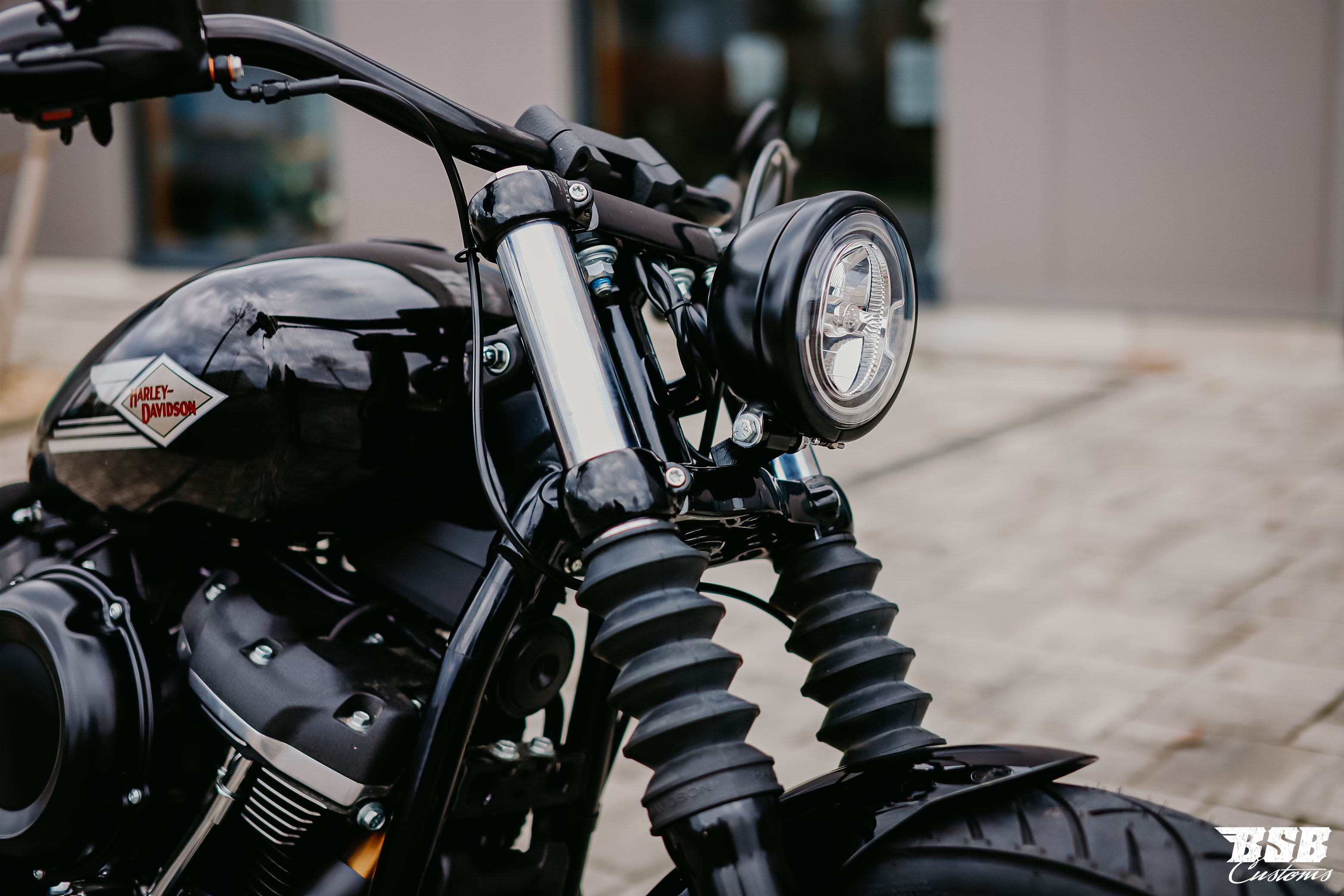 2020 FXBB 107 Softail Street BOB mit Umbau und Jekill & Hyde Anlage bereits ab 285 EUR finanzieren