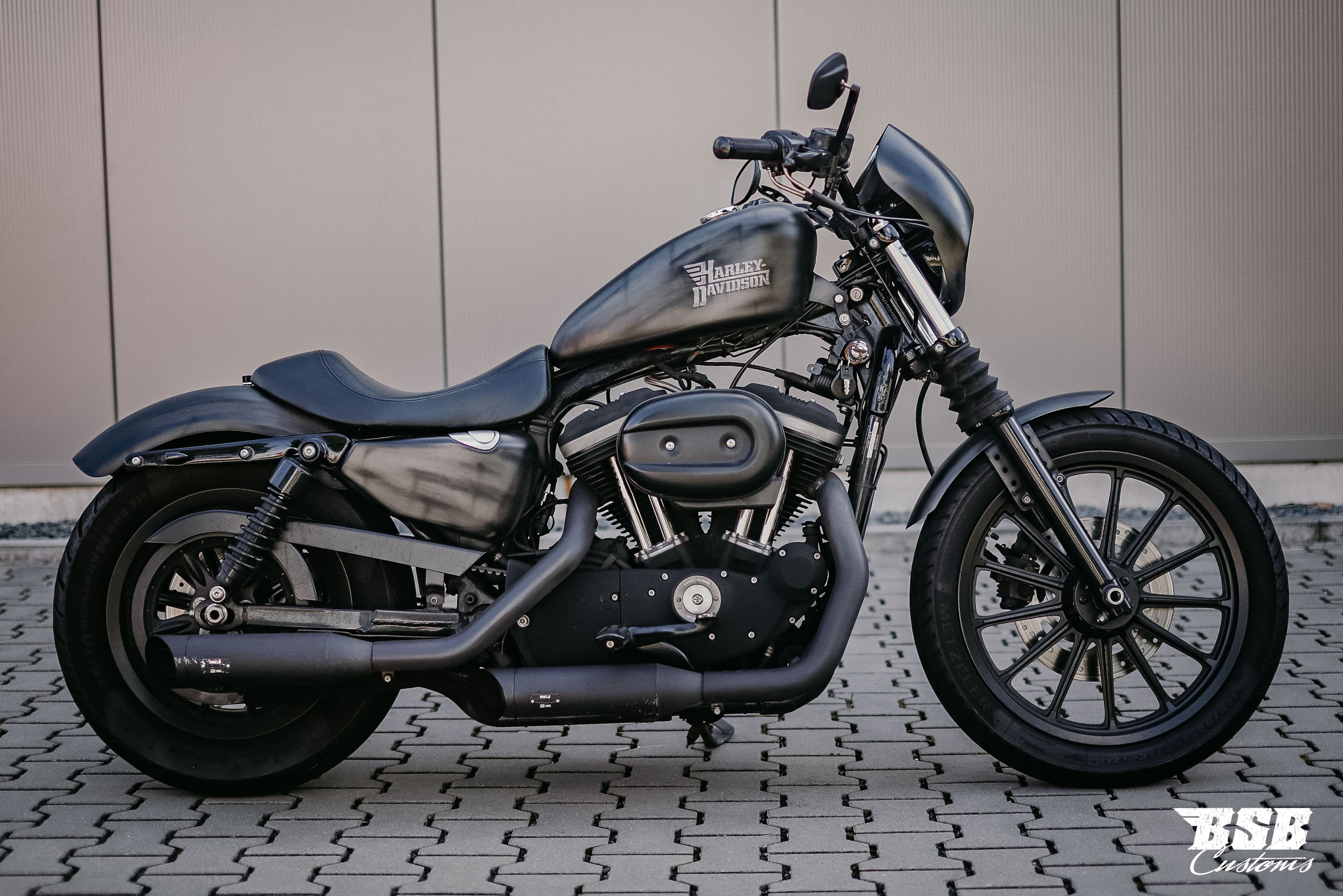_MG_6798O5Ege8nVk6yRZ 2009 Harley Davidson XL 883 mit verstallbarer MCJ Anlage Airbrush