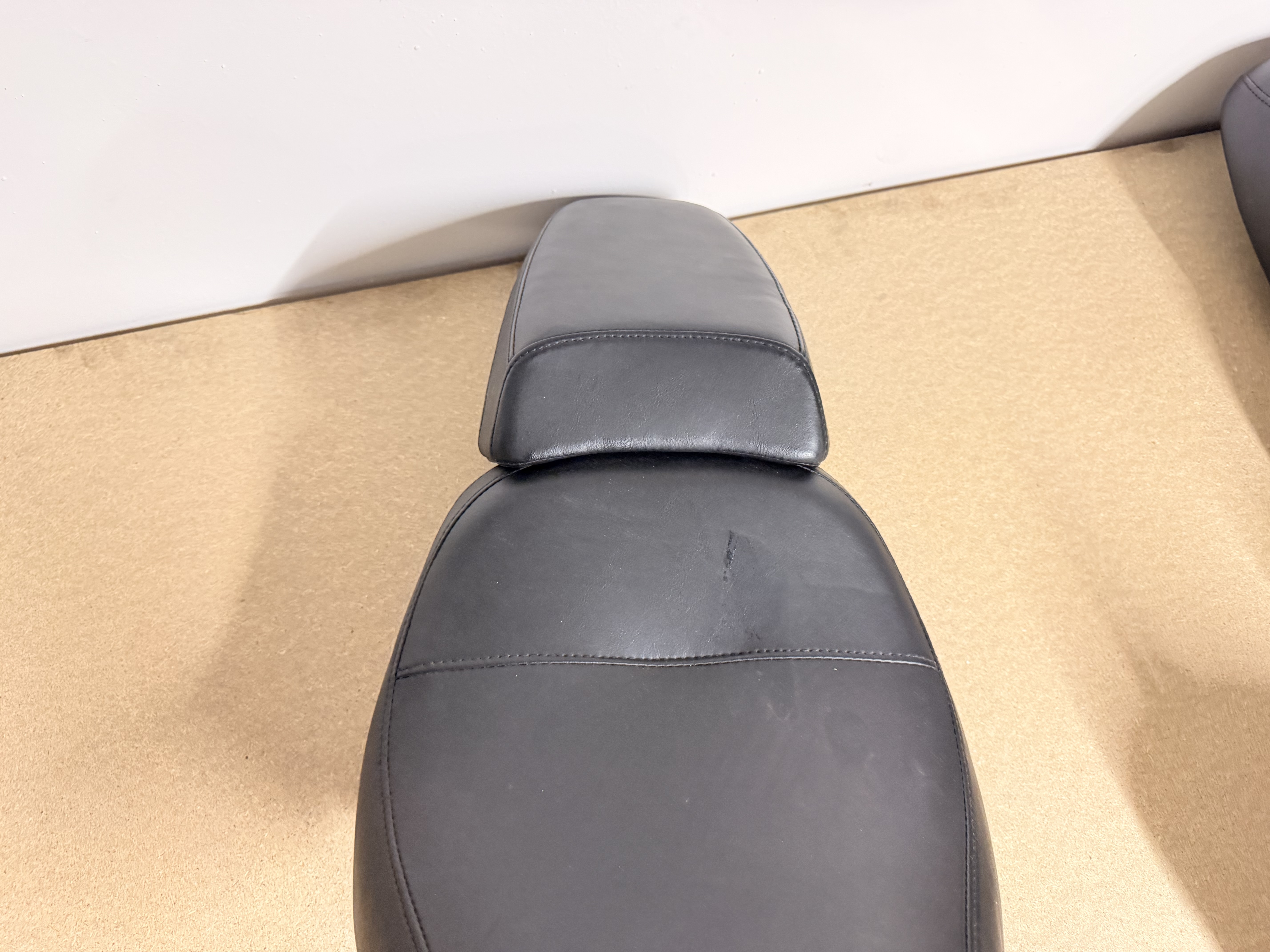 Harley-Davidson SITZ  OEM 52000270  gebraucht FAT BOY 107 -114 ab Bj 2018   und Sport Glide 
