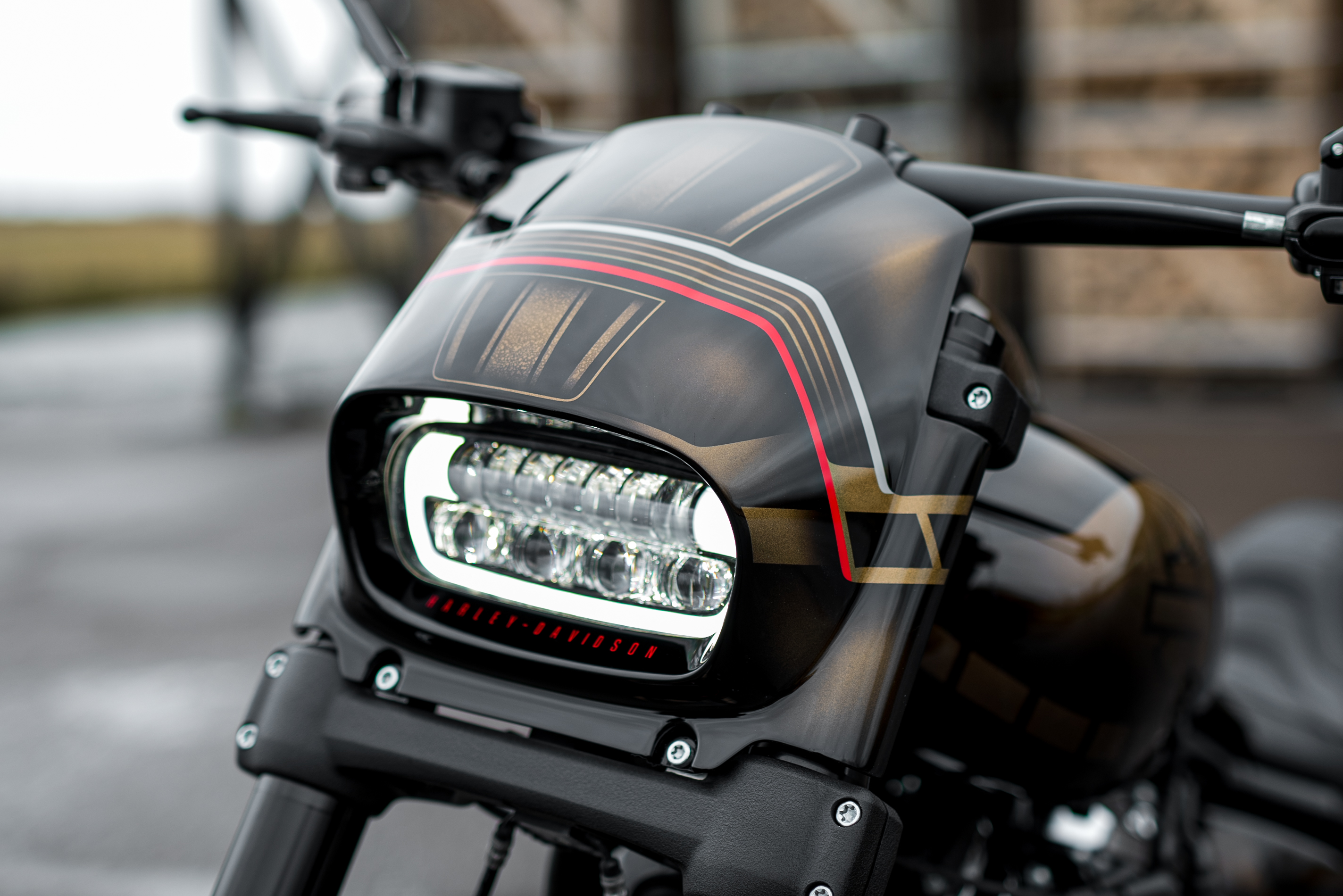 HARLEY-DAVIDSON "AGGRESSOR" SERIES SOFTAIL FAT BOB FXFB FXFBS SCHEINWERFERVERKLEIDUNG 2018-2024