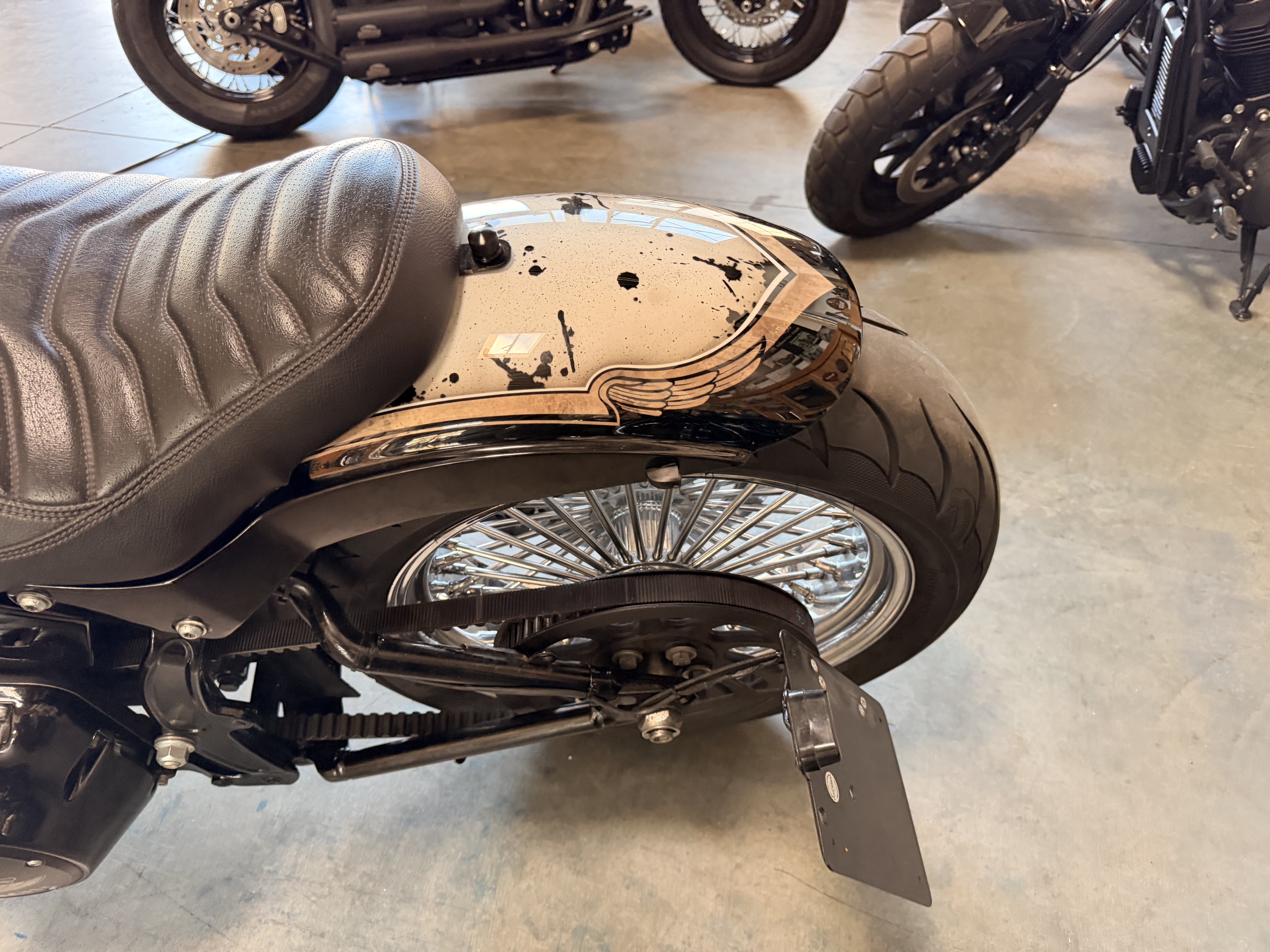 2015 Harley Davidson FLS Softail Slim  /// TOP UMBAU /// Kess TechAnlage // Airbrush-Lackierung //   Finanzierung möglich   
