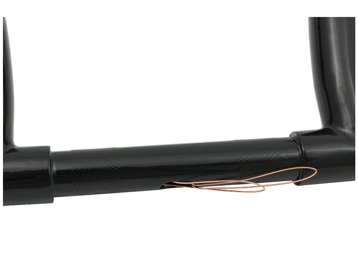 Santee 14" Bonanza Fat Handlebar Non-Dimpled Schwarz Pulverbeschichtet 3-Loch 1 1/4" Throttle By Wire für Harley-Davidson Modelle Santee 14" Bonanza Fat Handlebar Non-Dimpled Schwarz Pulverbeschichtet 3-Loch 1 1/4" Throttle By Wire für Harley-Davidson Modelle