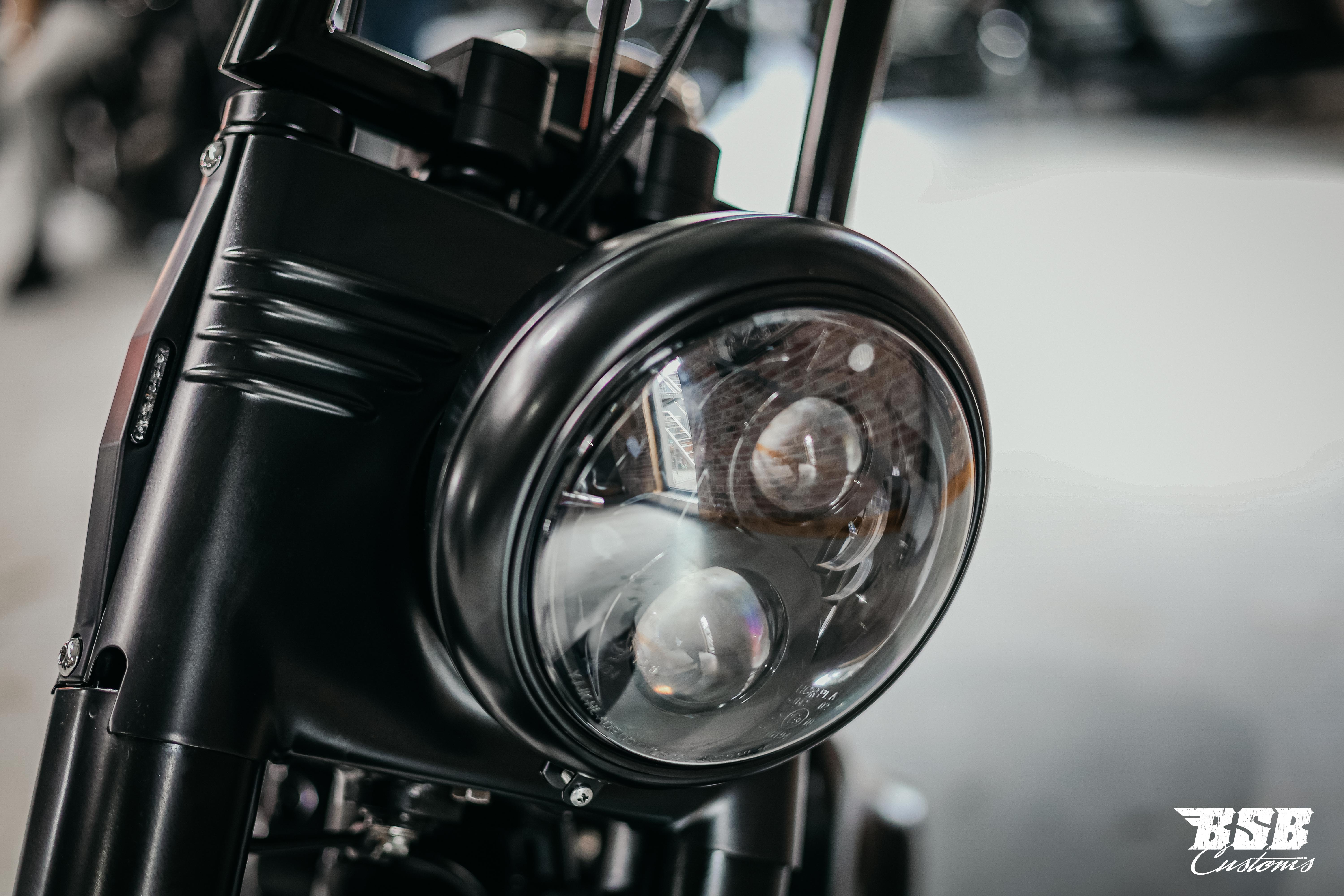 2011 Harley Davidson FLSTC Heritage Softail,viele Extras wie Jekil&Hyde / FAT SPOKE / Airbrush / Ape Hanger ...  Finanzierung möglich 