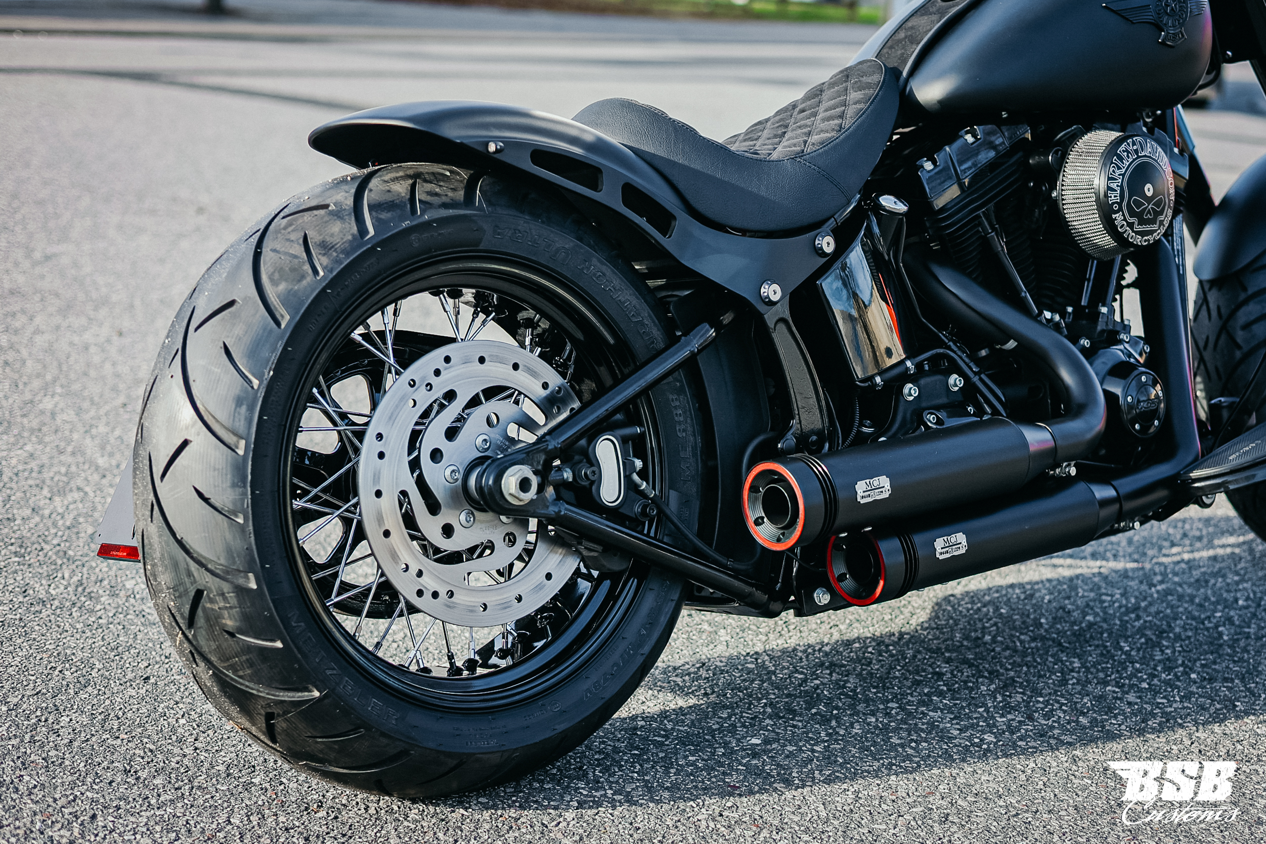 2014 Harley Davidson FLS Softail SLIM 103 CUI Mega-Umbau  ///  Finanzierung ab 3,99% möglich  ab 300 eur / mtl. 