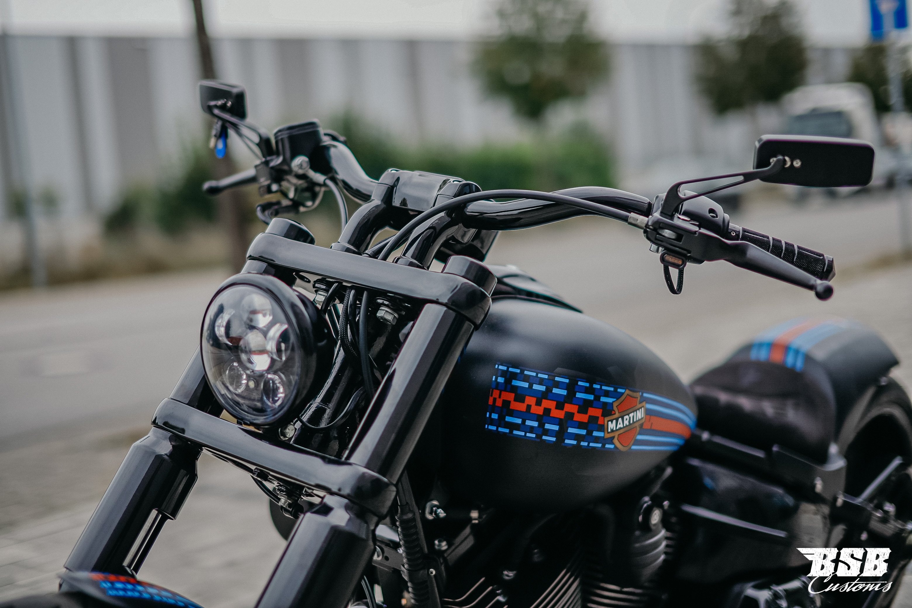 FORK COVER  lower 2pcs  Gabelcover Harley Davidson STREET BOB FXBB/S SOFTAIL STANDART FXST  2018-2023 Milwaukee 