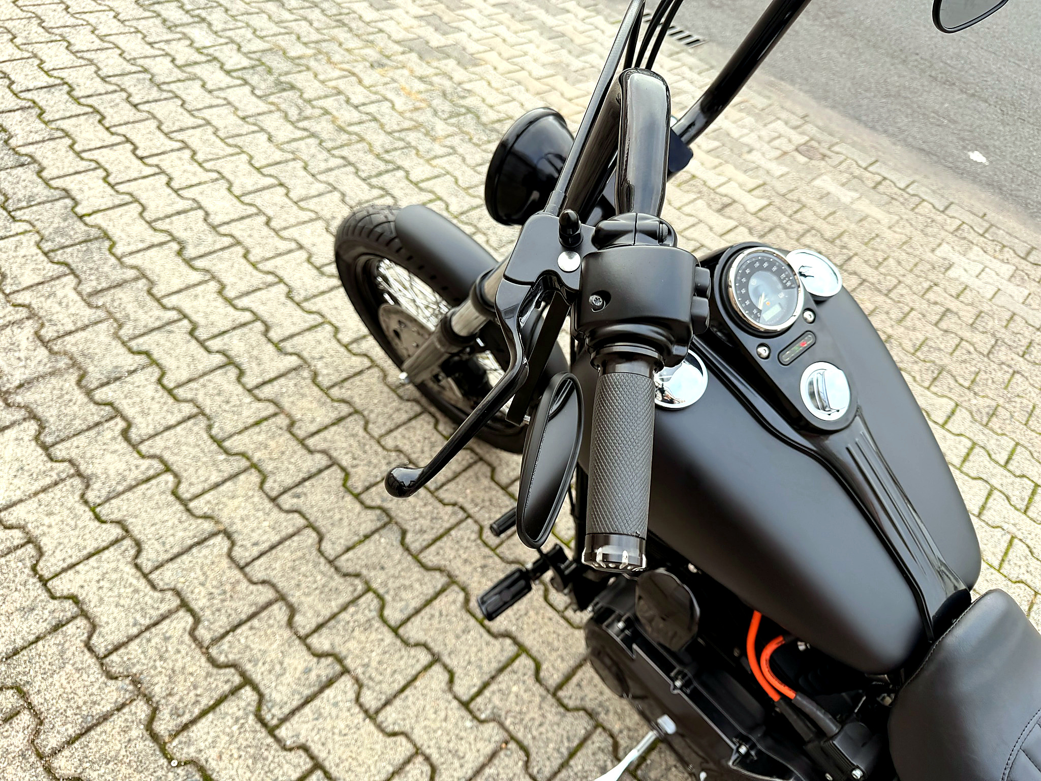 2017 Harley Davidson FXDBi Street BOB / TOP ZUSTAND / NAGELNEUE REIFEN - 12 Monate Garantie  INTEC