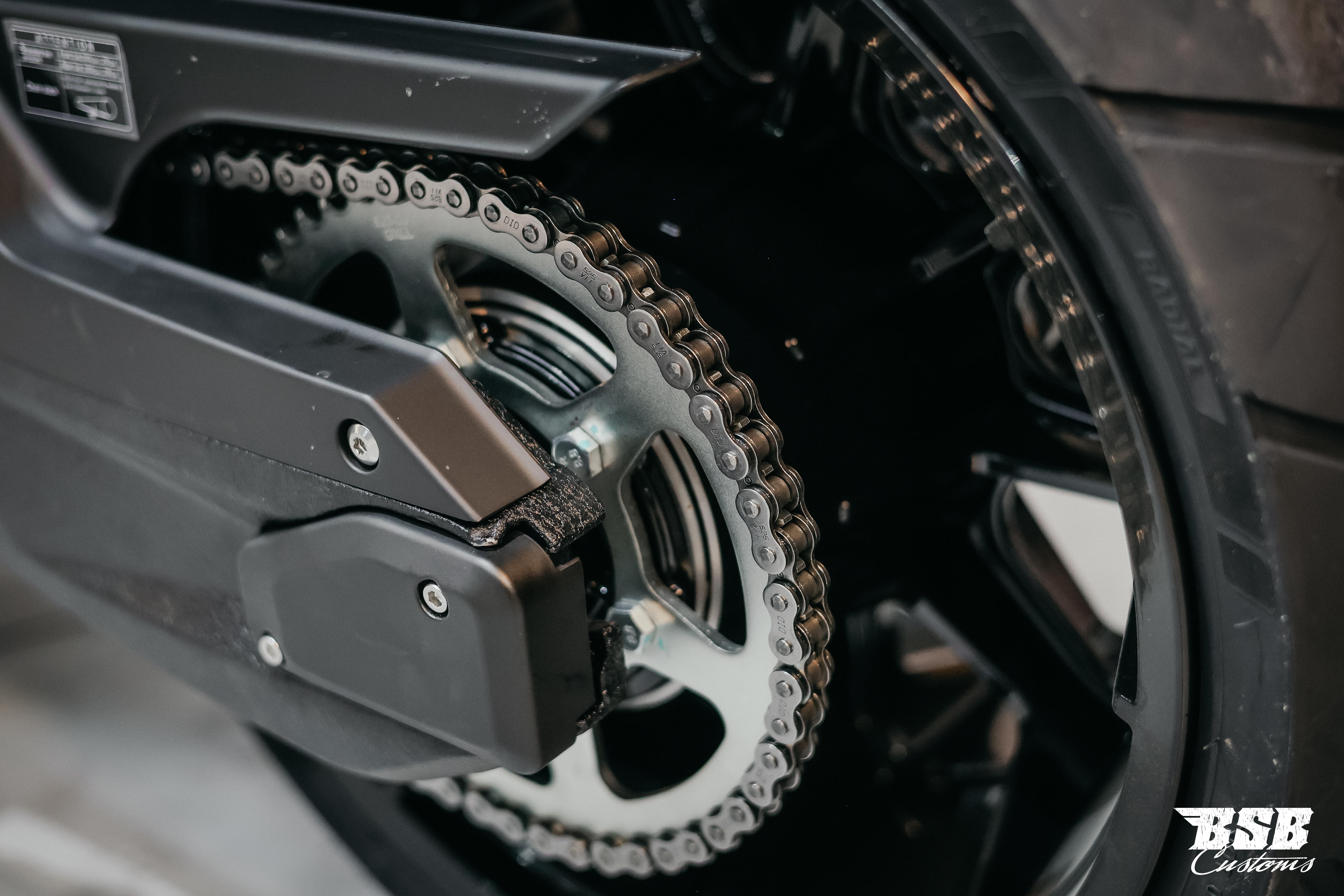 Benda LFC 700 – Der Power-Cruiser der Extraklasse 310-er Hi-Reifen, ABS / TFT/ Anti-Hopping Kupplung modifiziert by BSB Customs NEUFAHRZEUG!!! 