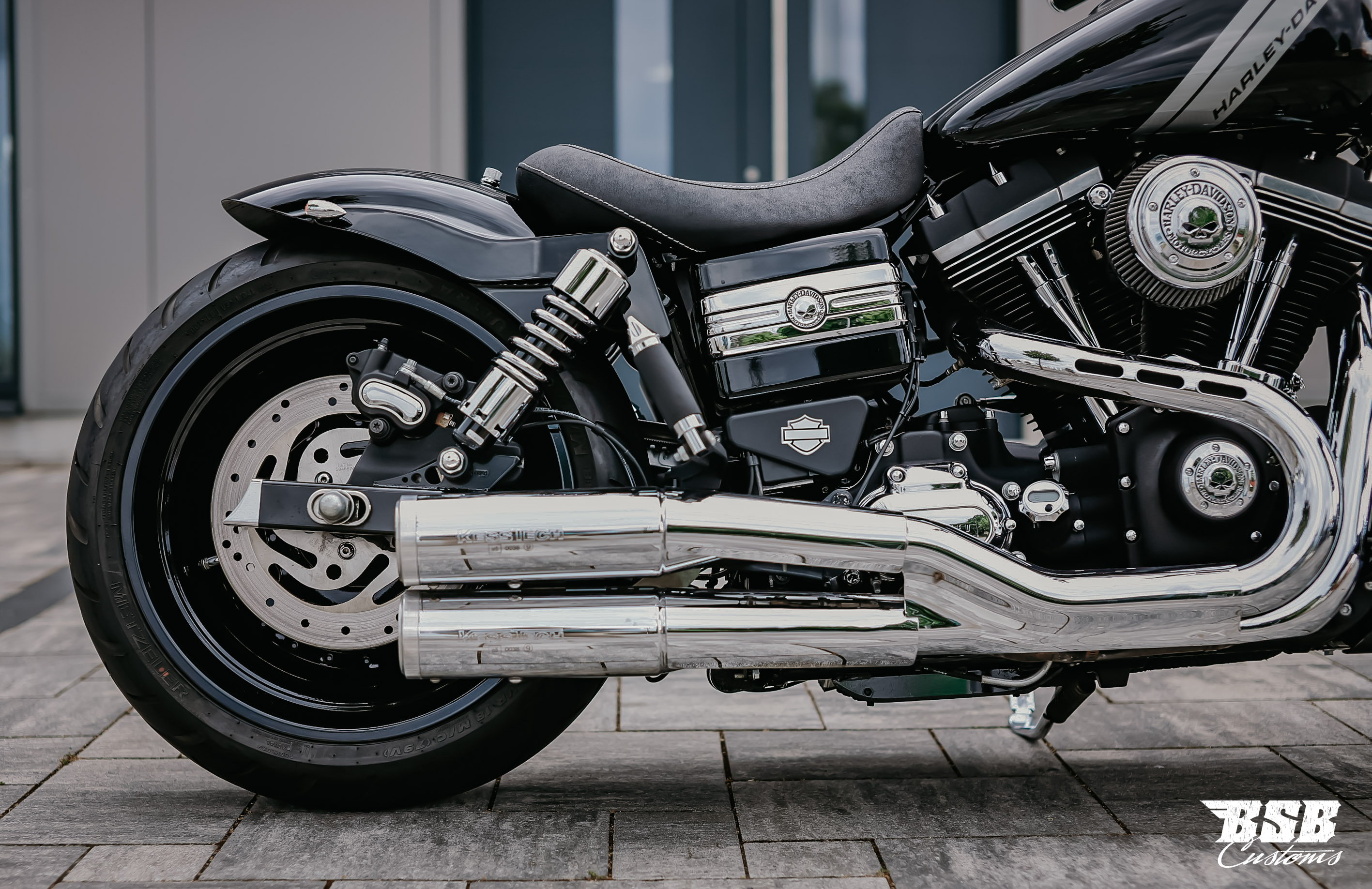 2015 Harley Davidson FXDF Dyna FAT BOB viele Extras 260 / Kess Tech / Skull usw.  12 Monate Garantie