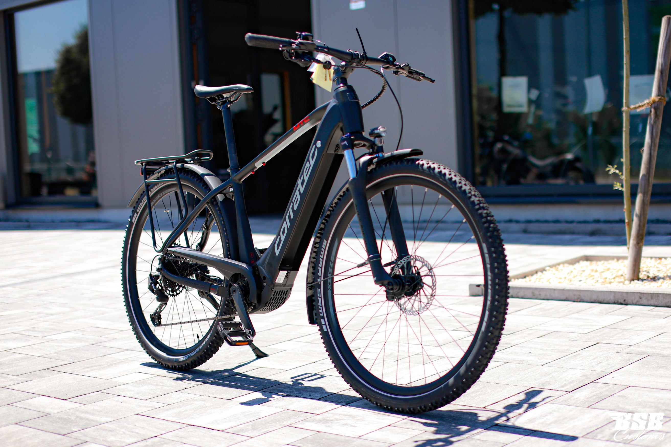 _MG_0315 Corratec E-Power MTC 12S Trinity Tube GENT Schwarz 2022 BOSCH Performance Line CX