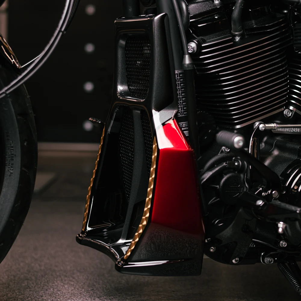 Killer Custom "Avenger" Series Softail M8 Radiator Cover (2025–2026)  Radiator Cover Bug Spoiler  mit Gutachten