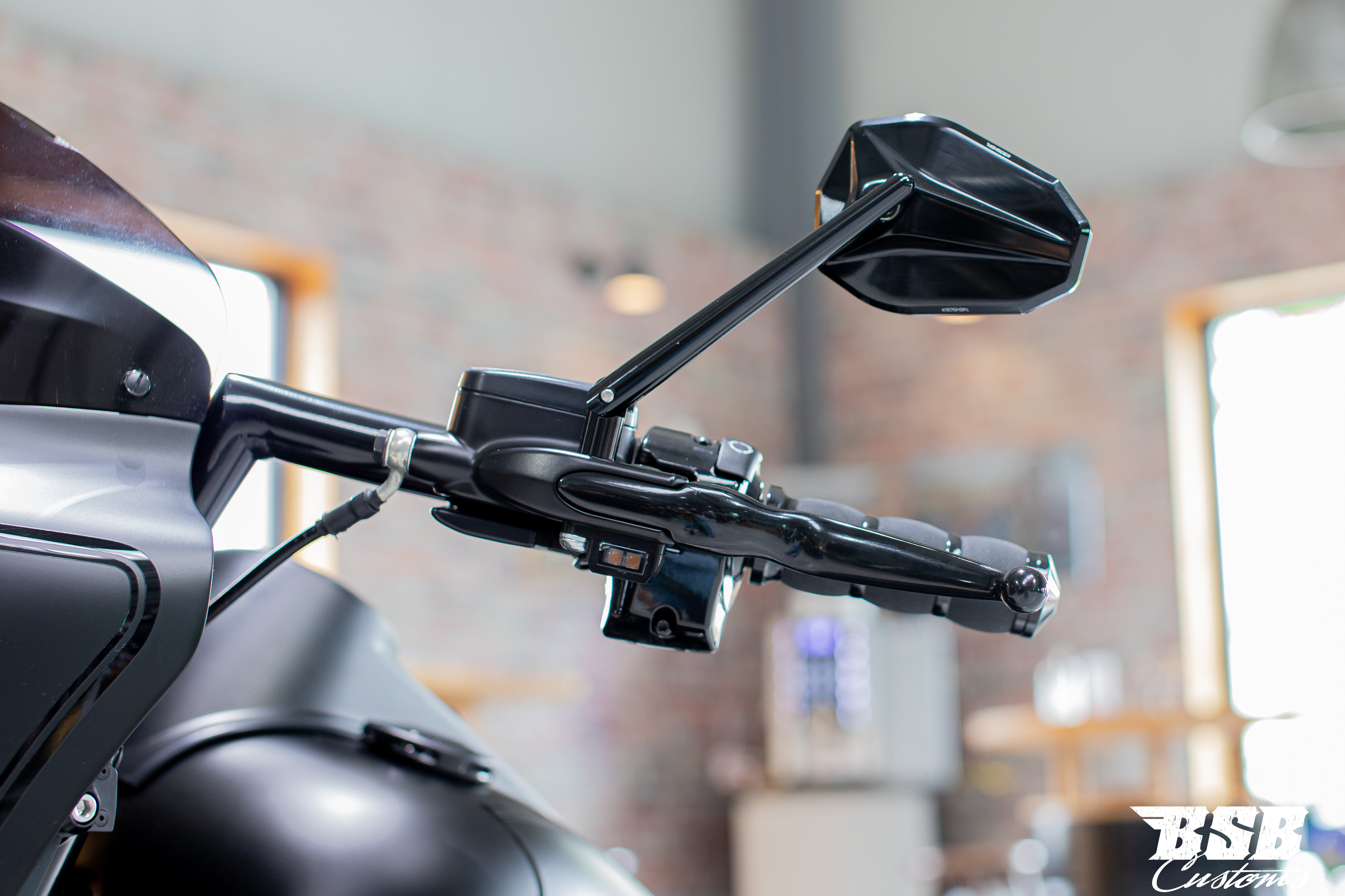 2017 FLHR Road KING M8 Custom Umbau mit Jekill & Hyde Anlage / THunderbike Luftfilter und vieles mehr ... Finanzierung möglich 