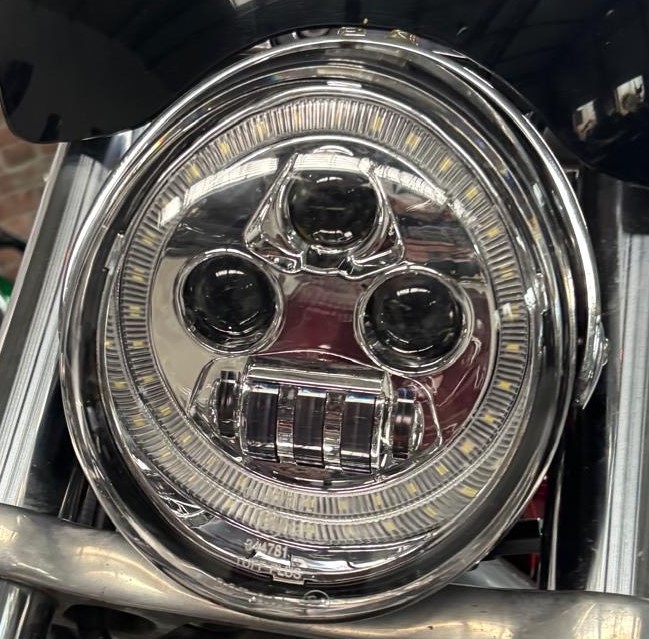 V-Rod Scheinwerfer Chrom – passend für Harley-Davidson V-Rod