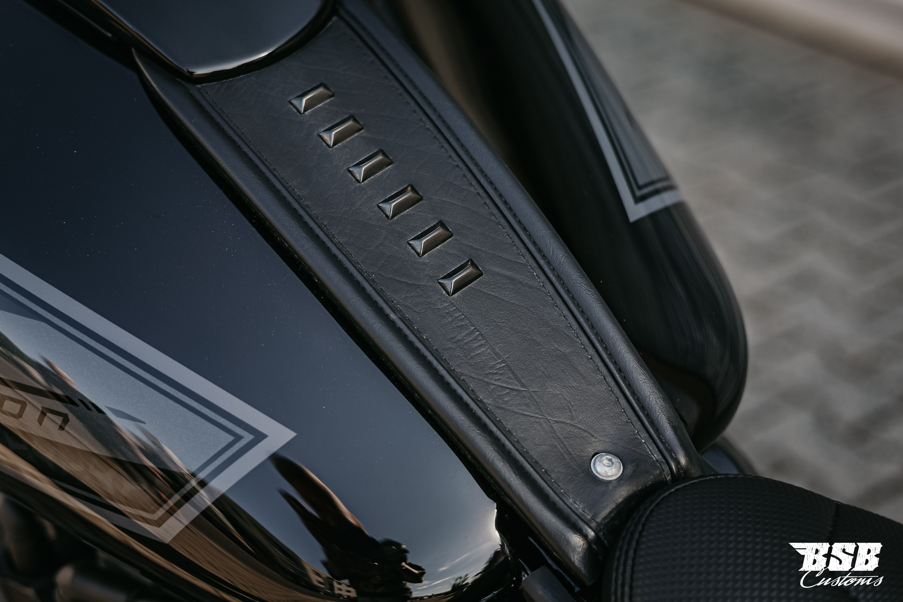 2021 Harley Davidson FLHCS Heritage Softail ABS 114 CUI mit Umbau // Finanzierung ab 4,99% ohne Anzahlung möglich 