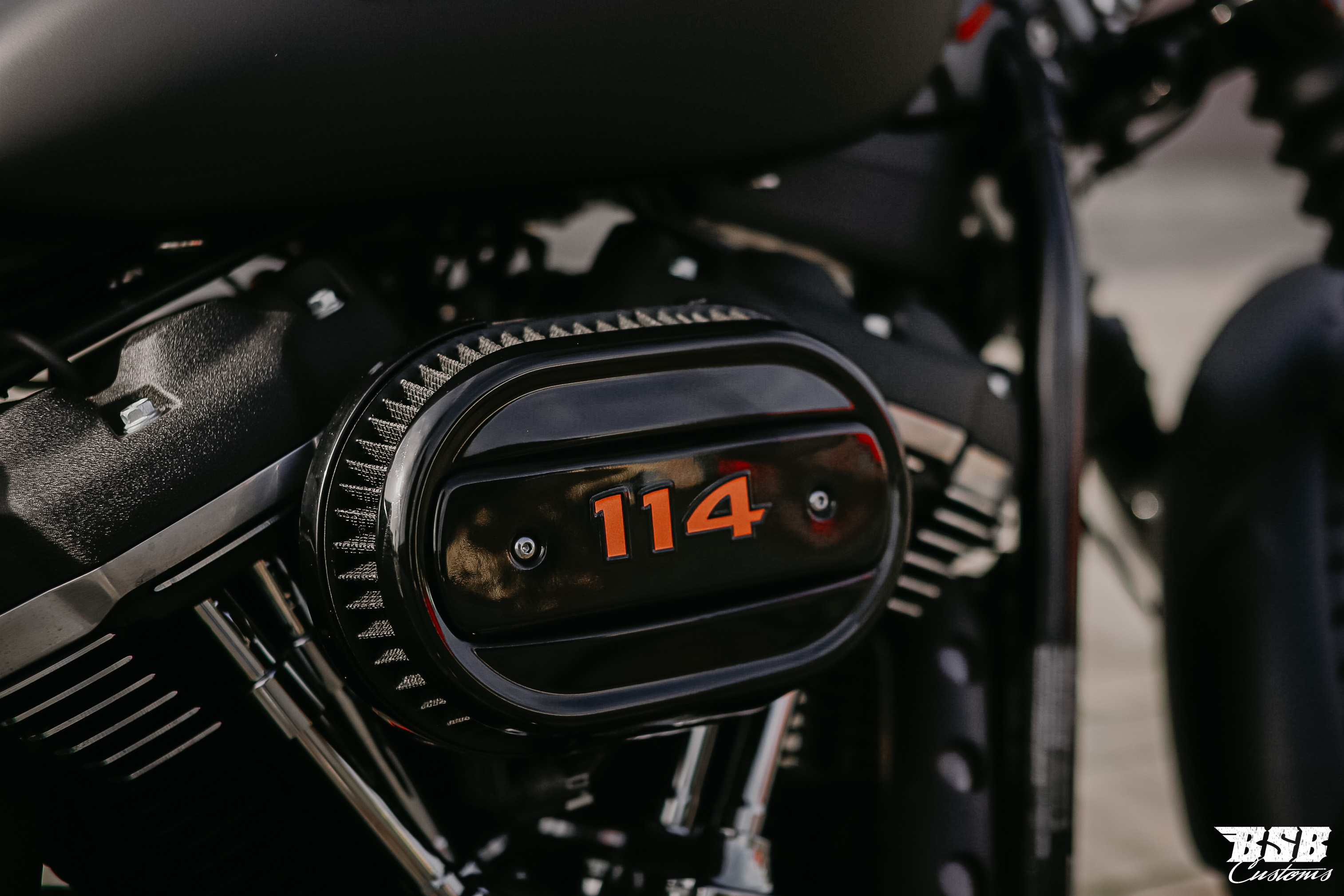 2020 Harley Davidson FXBB Softail Milwaukee-Eight mit 200 Umbau/ Jekill&Hyde + Garantie