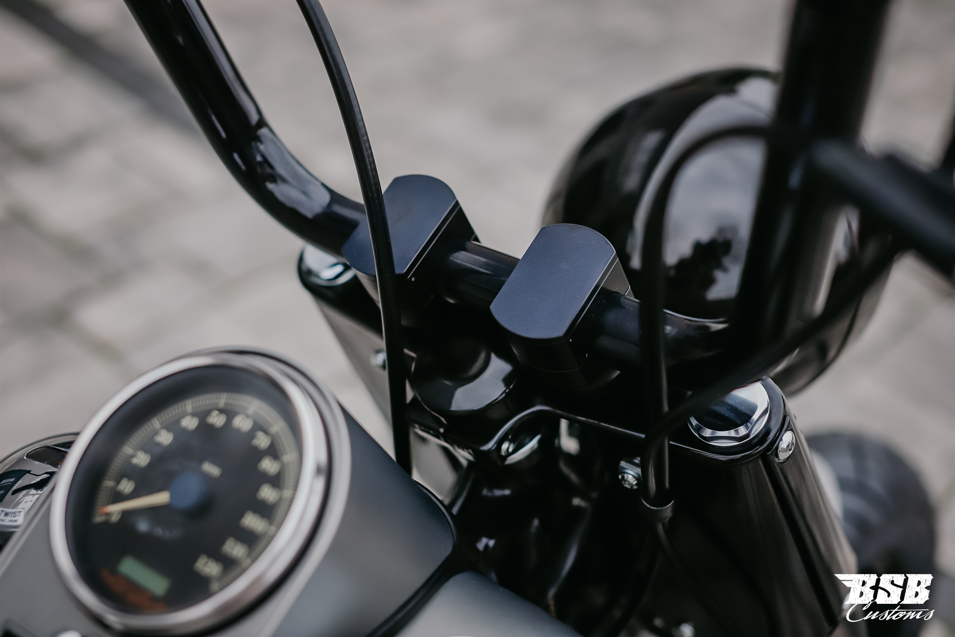 2006 Heritage Softail by BSB CUSTOMS mit vielen Extras erst 7000 km ab 200,- EUR finanzieren 2006 Heritage Softail by BSB CUSTOMS mit vielen Extras erst 7000 km ab 200,- EUR finanzieren