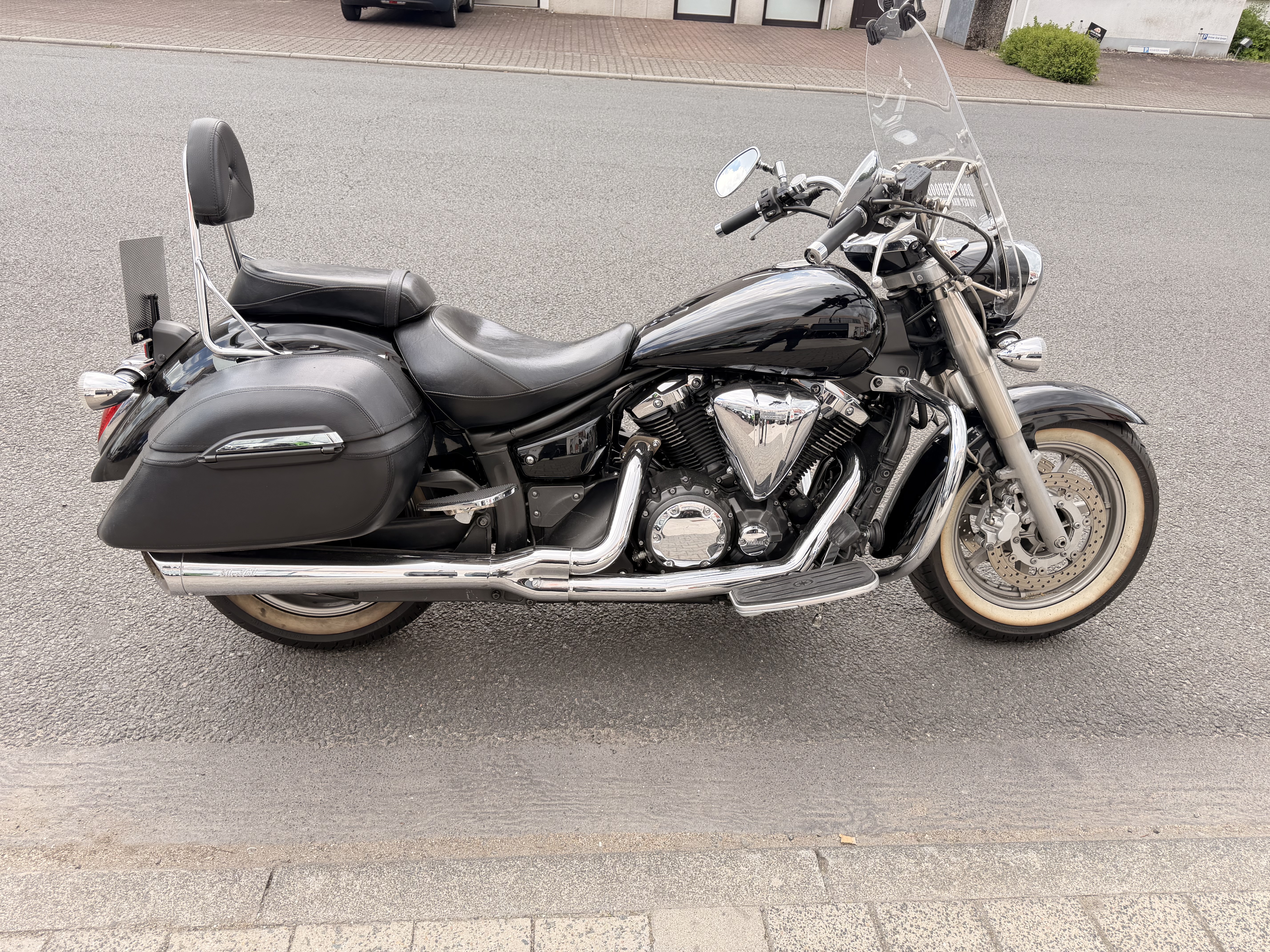 Yamaha XVS 1300 Midnight Star – Top Zustand | Zubehör | 12 Monate Garantie