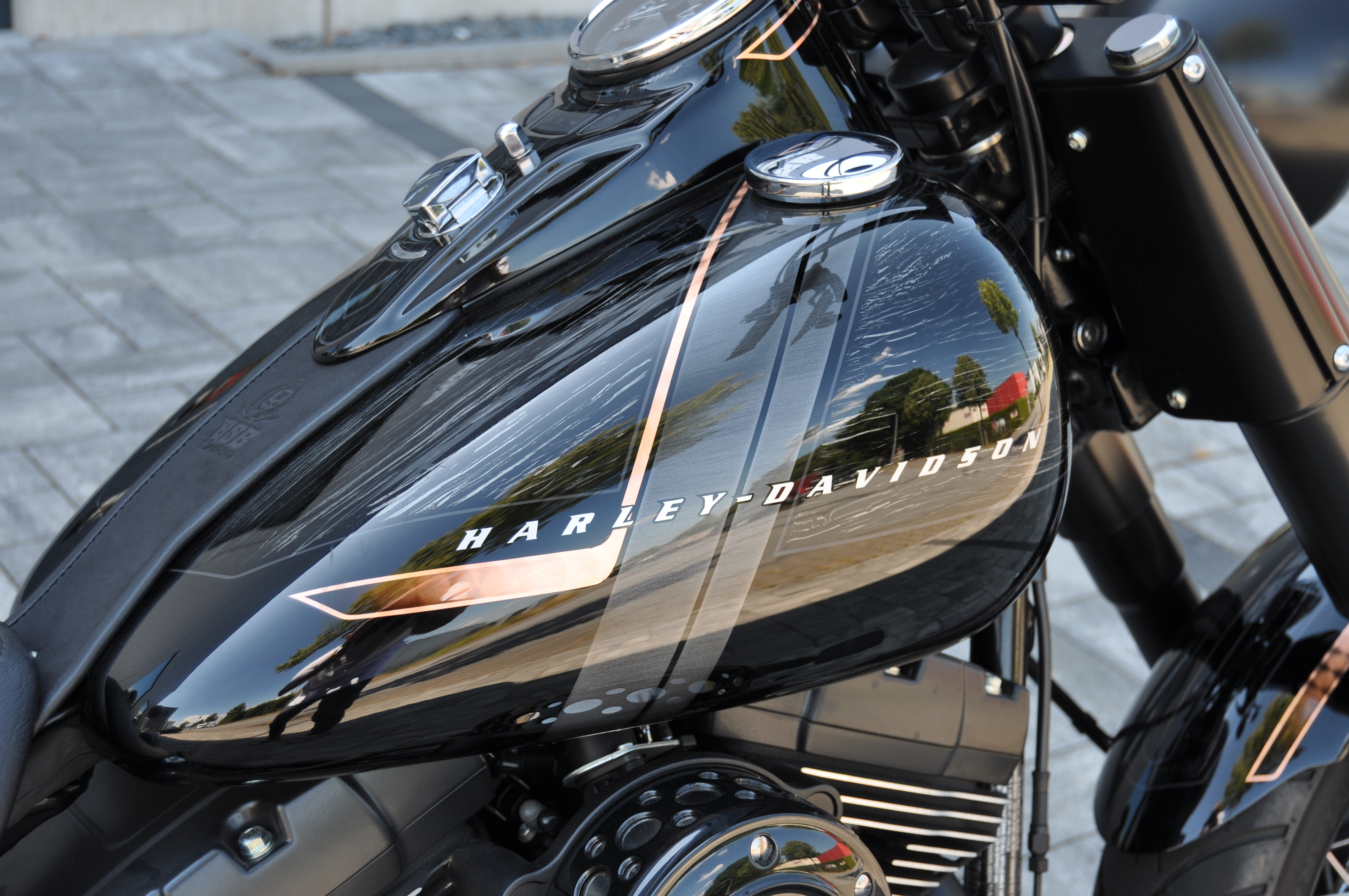 2015 Harley Davidson FAT BOY by BSB Customs Mega viele Extras und 12 Monate Garantie 
