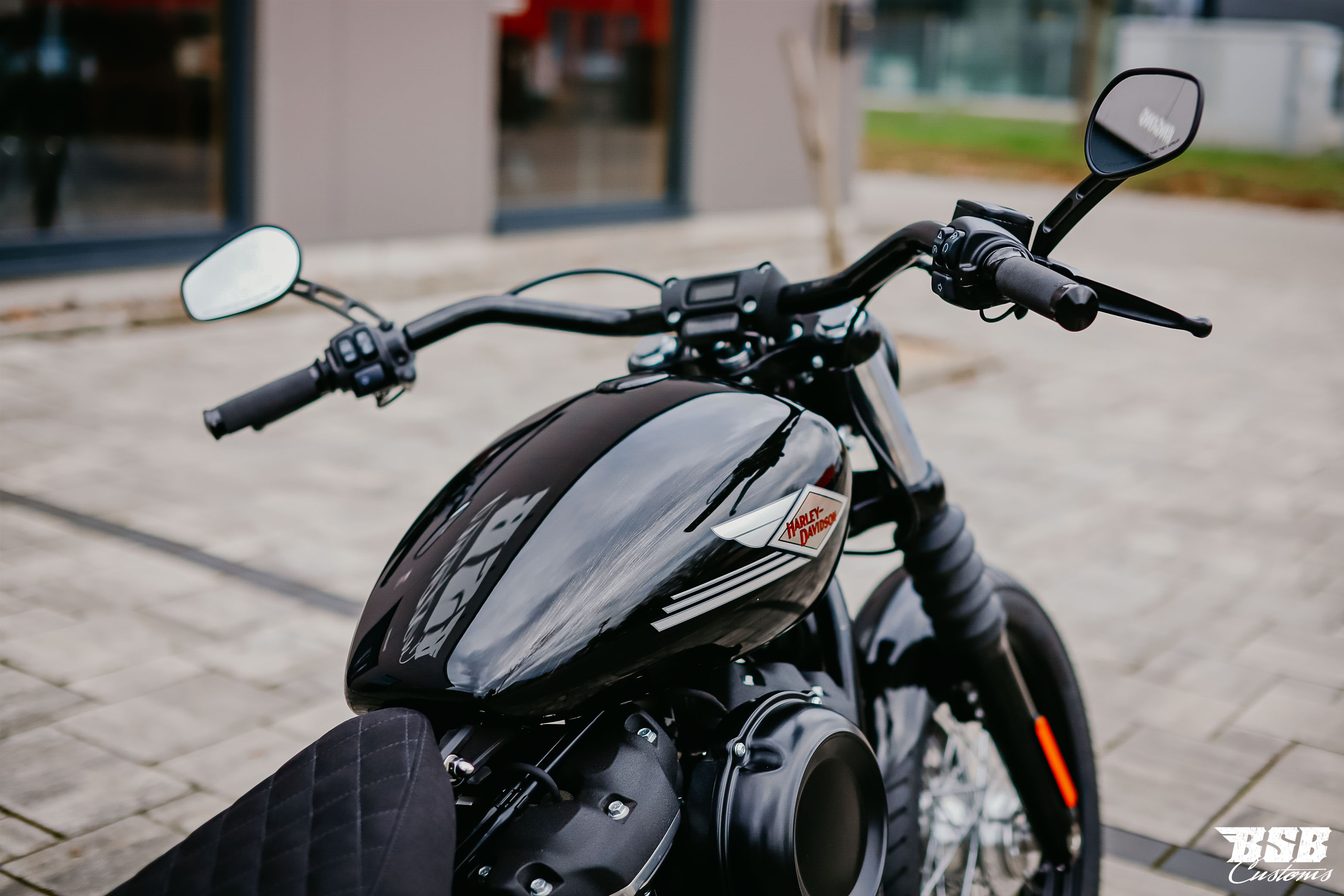 2020 FXBB 107 Softail Street BOB mit Umbau und Jekill & Hyde Anlage bereits ab 285 EUR finanzieren