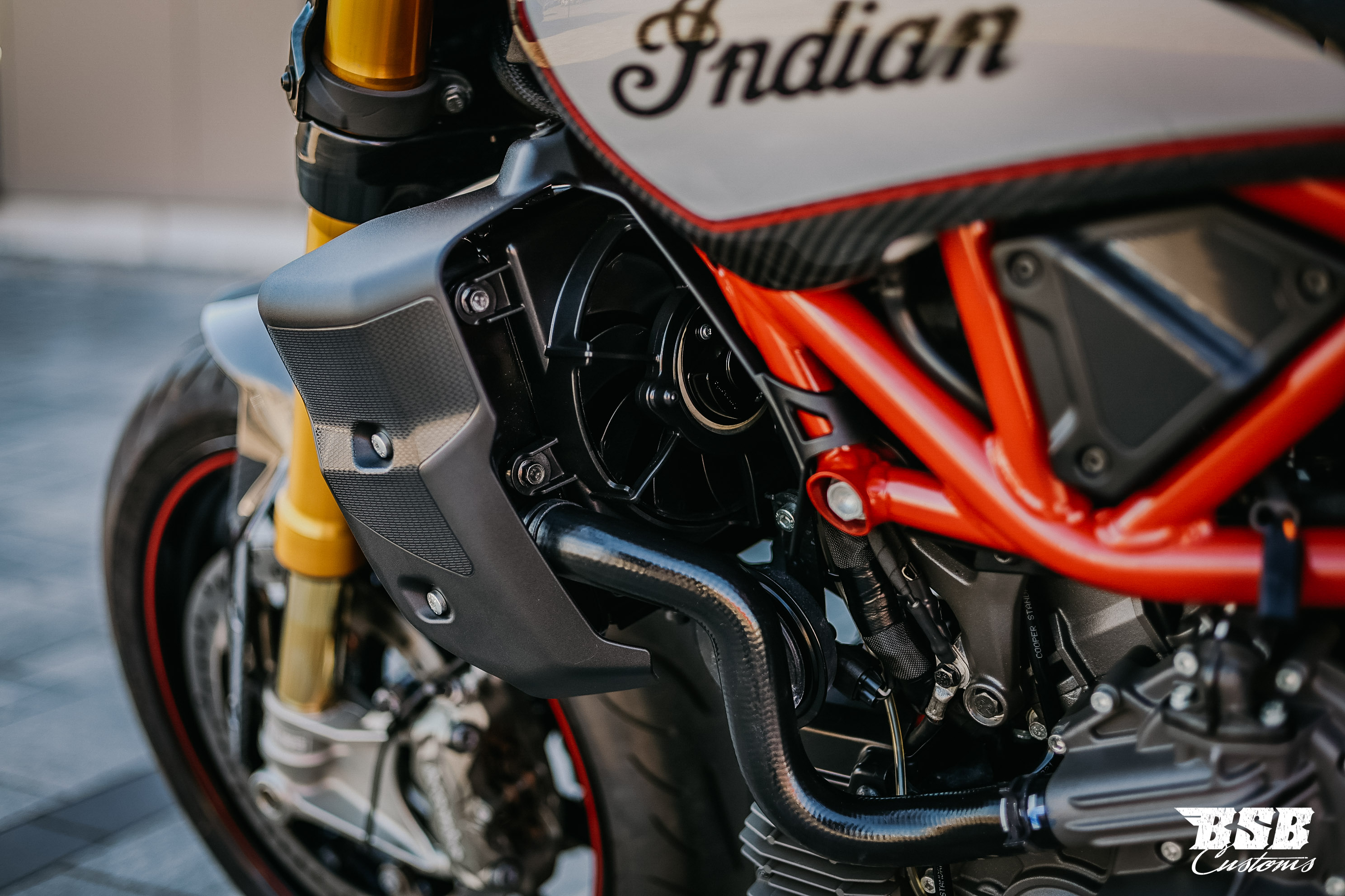 2023 Indian FTR 1200 R Carbon Top Zustand mit Extras / 12 Monate Garantie / Finanzierung ab 200 Eur möglich* 2023 Indian FTR 1200 R Carbon Top Zustand mit Extras / 12 Monate Garantie / Finanzierung ab 200 Eur möglich*