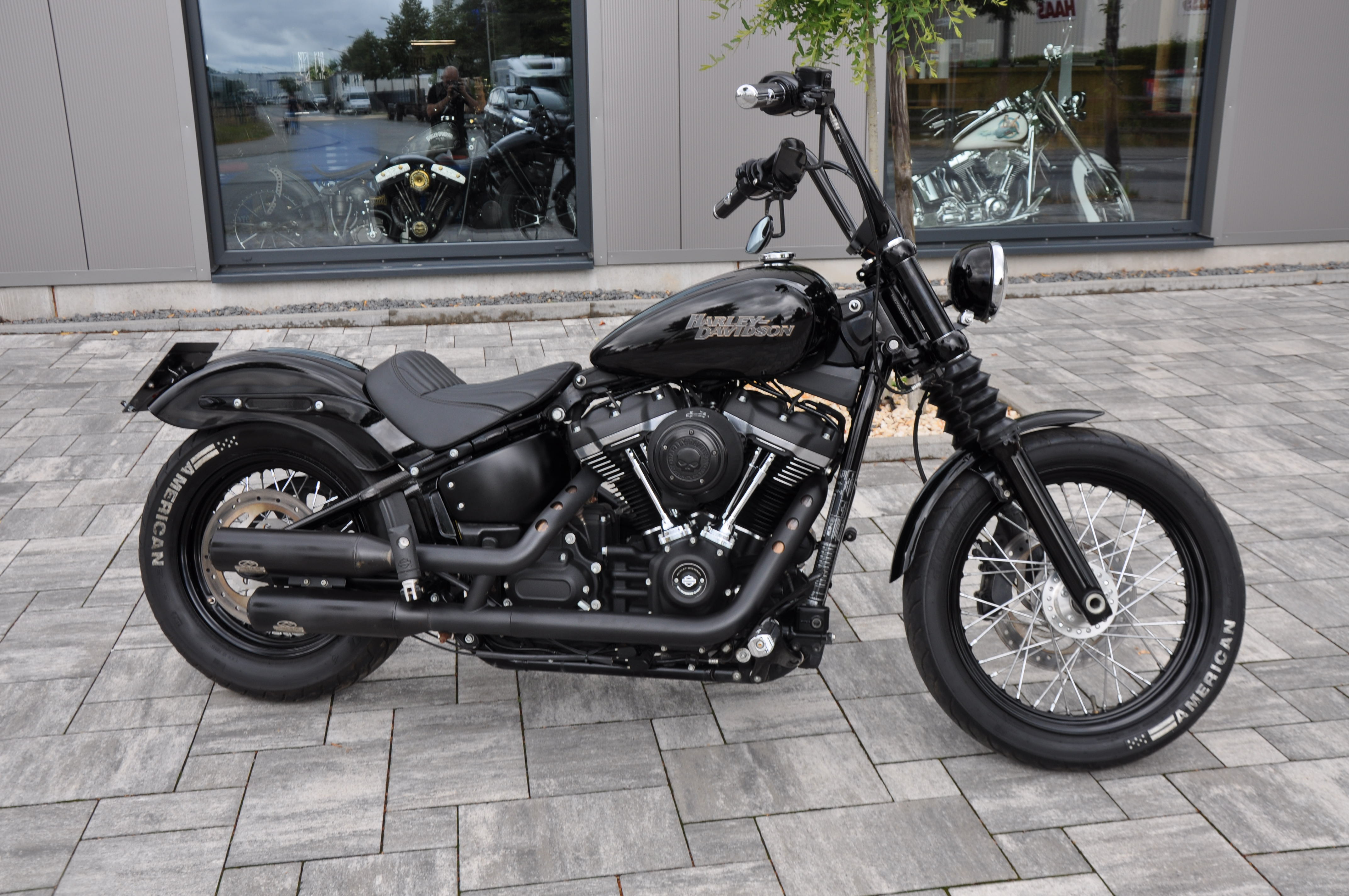 DSC_0453JnZ8LmYE35bBT 2019 FXBB Softail Street Bob M8,107 CUI Jekill Anlage, Griffheizung, Ricks Hebel
