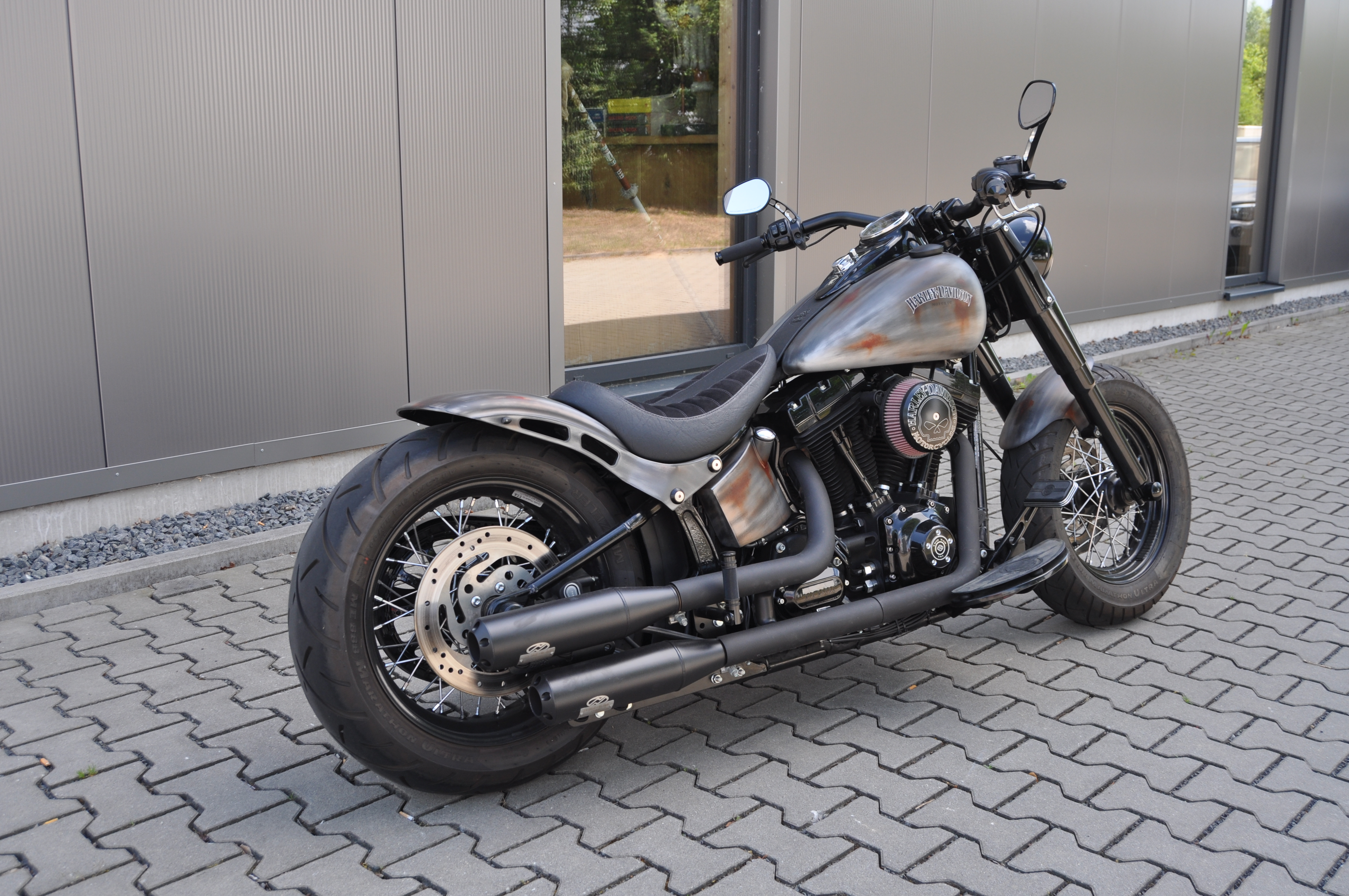 2014  Harley Davidson Softail SLIM  mit Mega Umbau // JEKILL&Hyde  // Sonderlackierung und  12 Monate Garantie 
