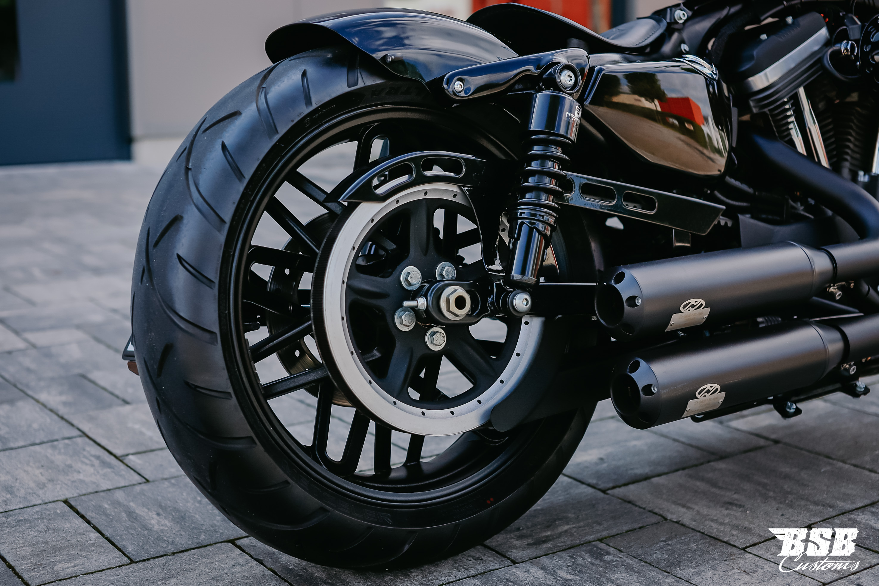 Jekill & Hyde 3,5"  Streetfighter Endkappen schwarz matt endcaps
