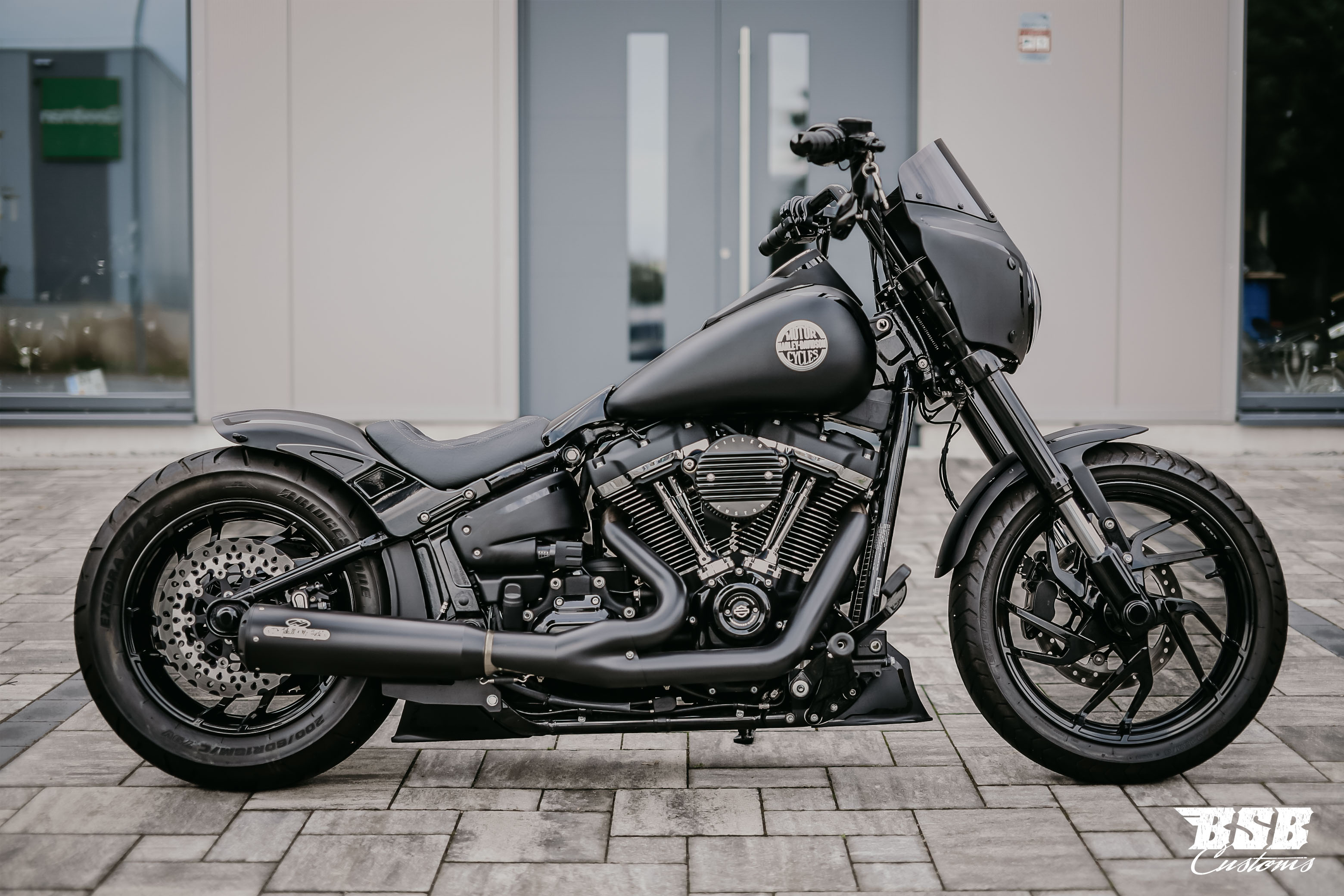 2019 Harley Davidson Sport Glide Milwauke-Eight ABS  Jekill & Hyde sehr viele Extras (ab 325 EUR finanzieren*) 