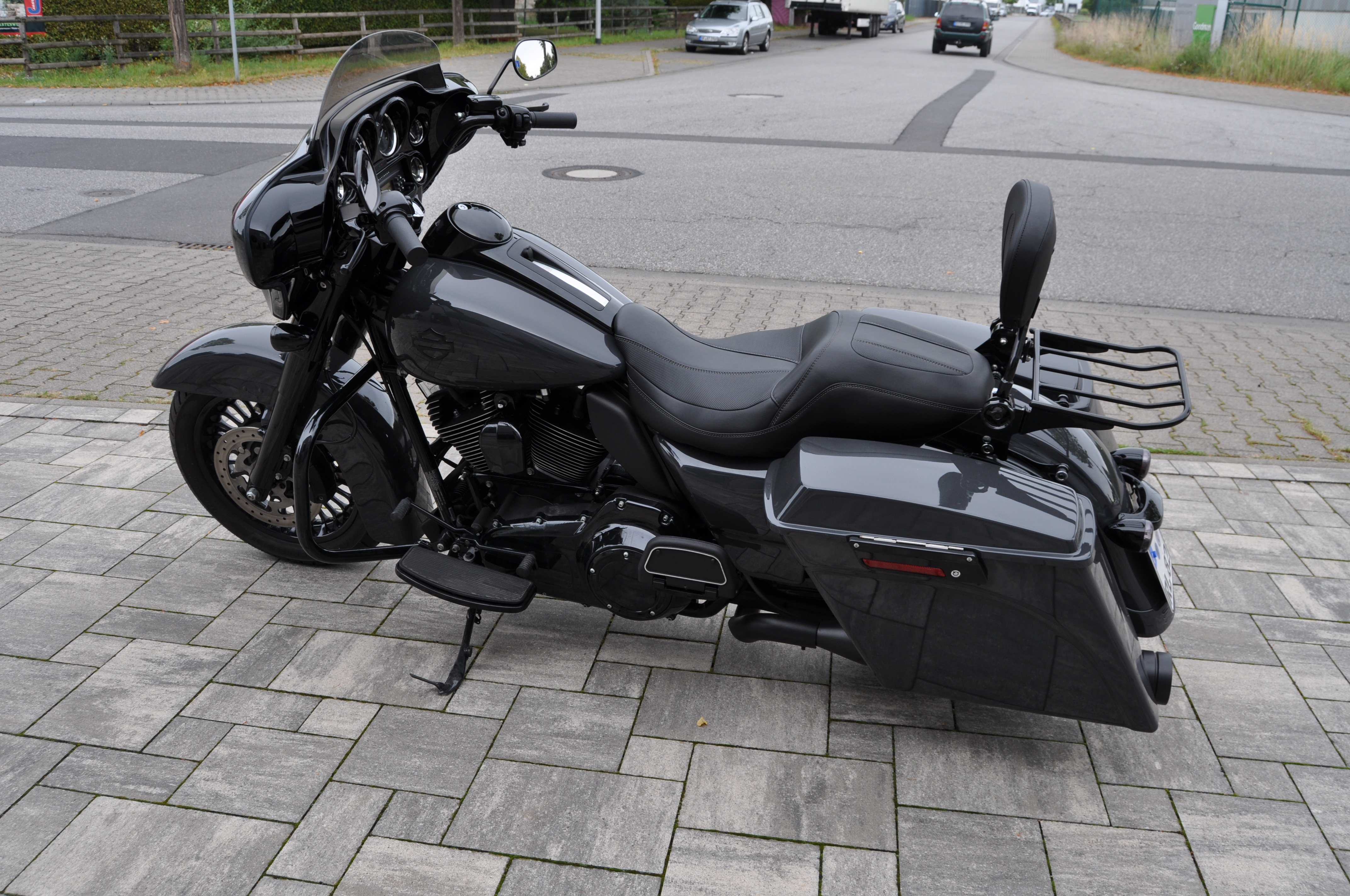 2013 Harley davidson FLHTK Elektra Limited Edition mit Jekill & Hyde Anlage  + 12 Monate Garantie 