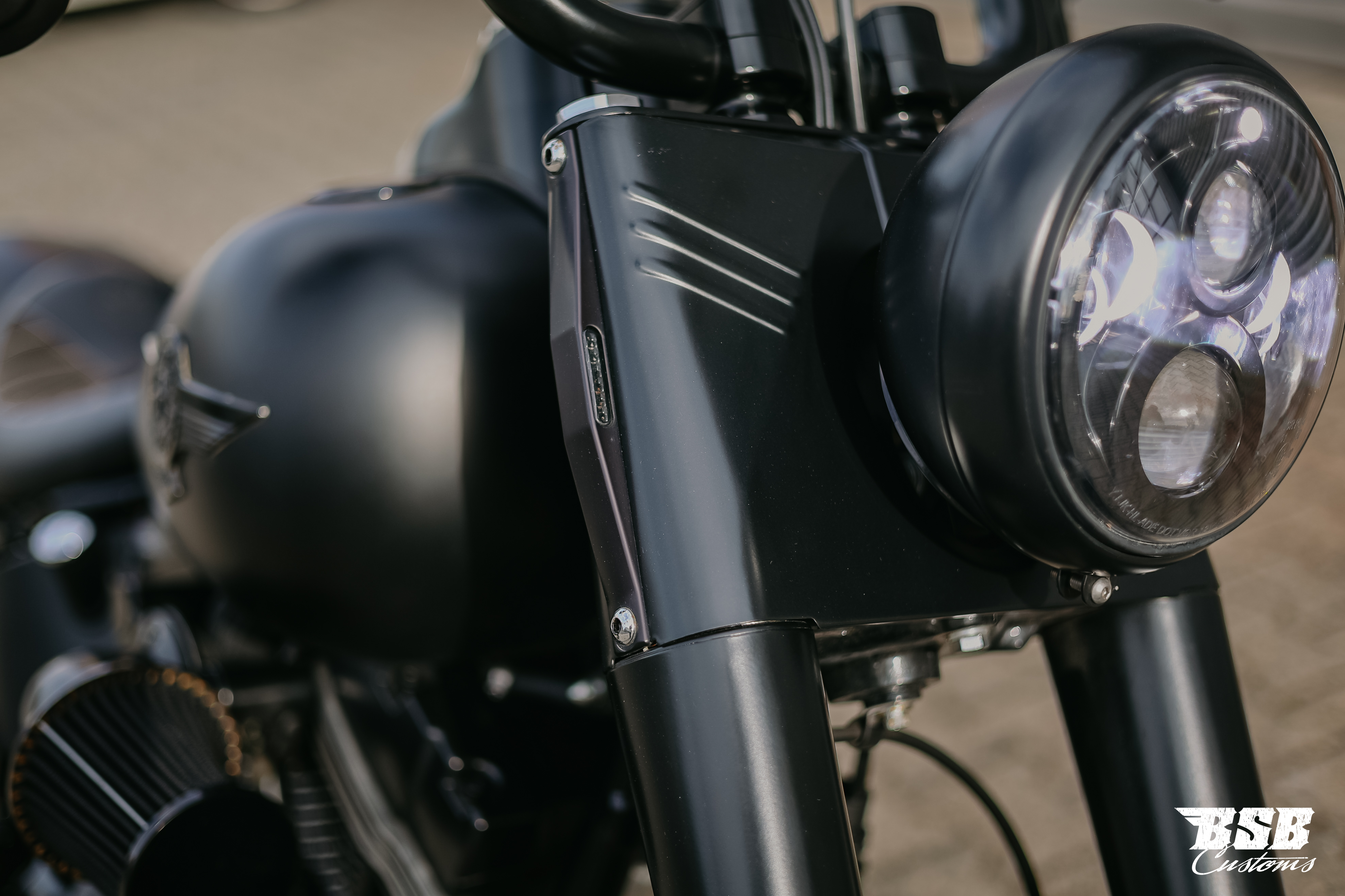 2012 Harley Davidson  Softail 103 CUI Mega-Umbau  ///  Jekill & Hyde Anlage / Finanzierung ab 5,99% möglich  ab 200 eur / mtl.