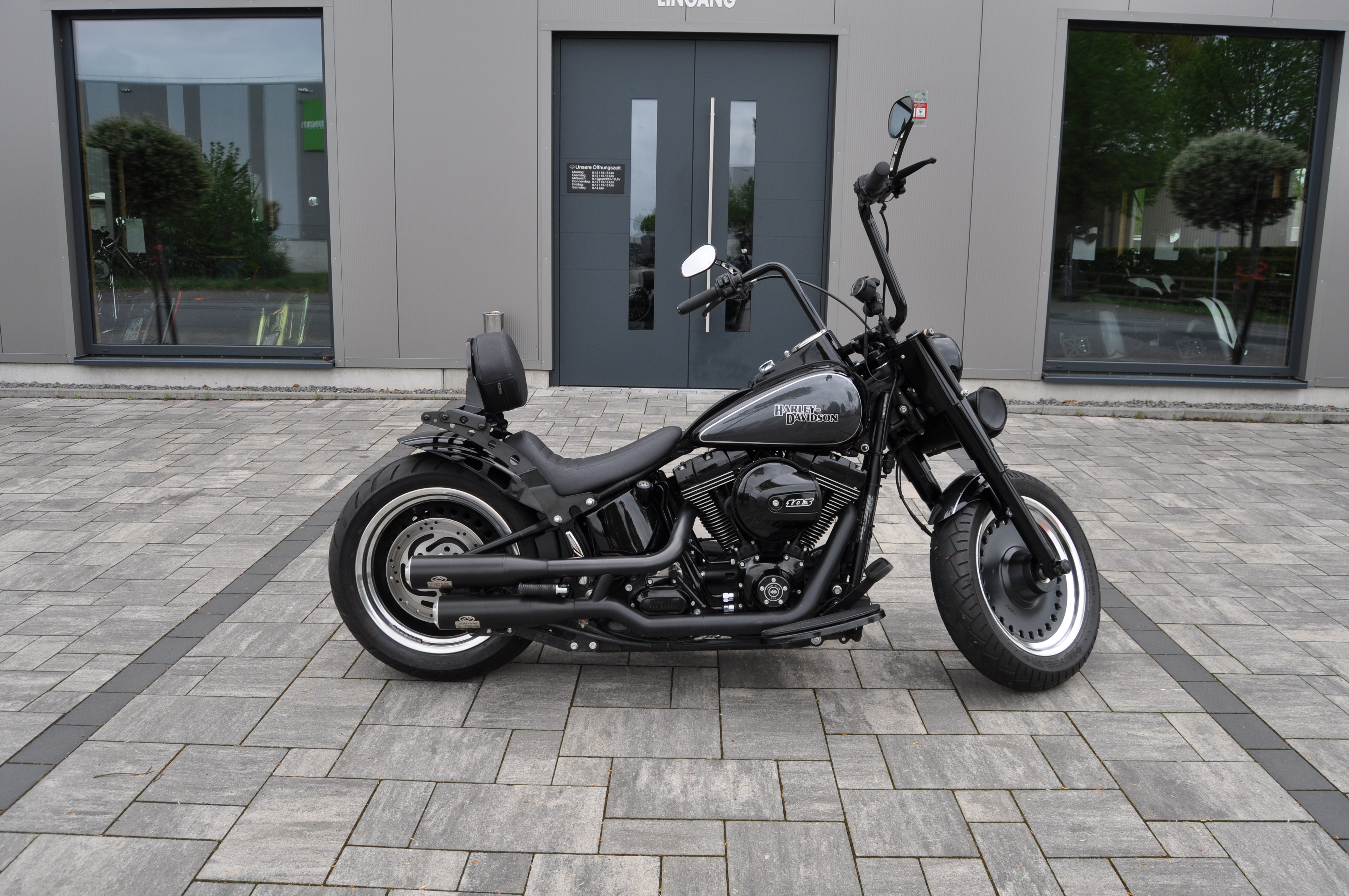 2016 Harley Davidson FAT BOY mit ABS, sehr viele Extras wie Jekil&Hyde / Rückwärtsgang ... Garantie & Finanzierung 