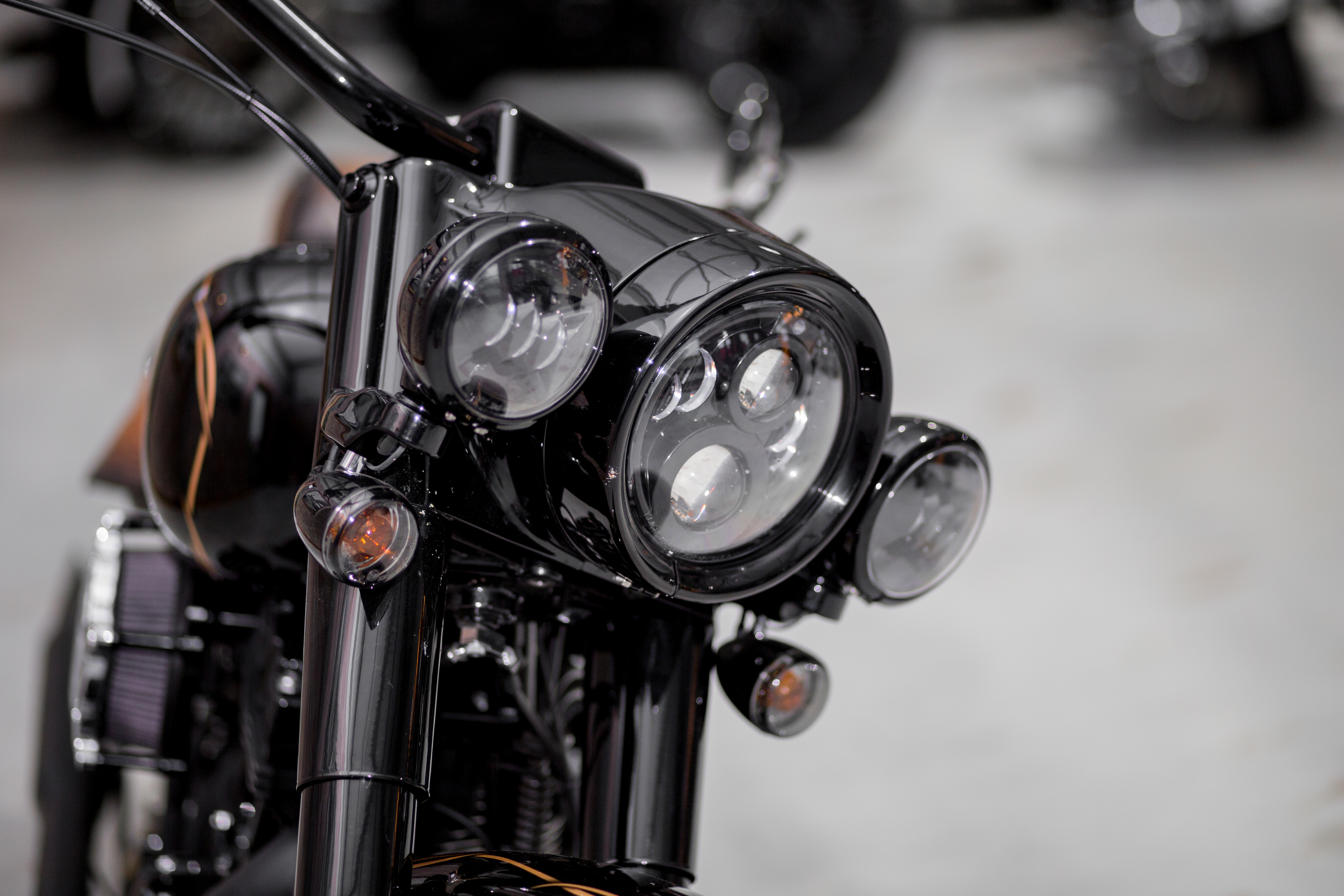 LED Zusatz 4,5" + 7" LED als Set " schwarz " für alle Harley Davidson Softail & Touring sowie Indian Modelle 