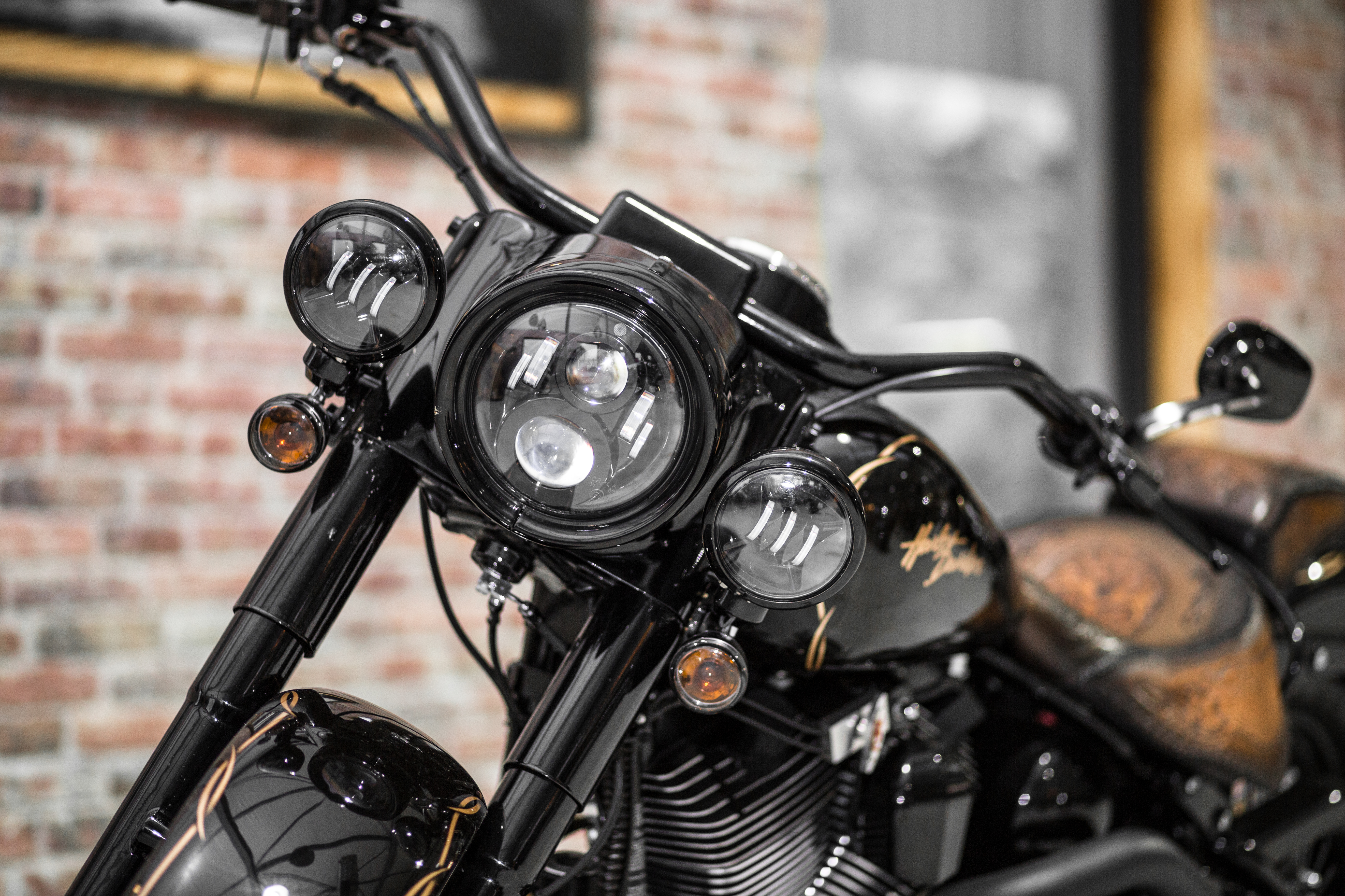 BSB Customs LED Scheinwerfer  Parts for Harley-Davidson®