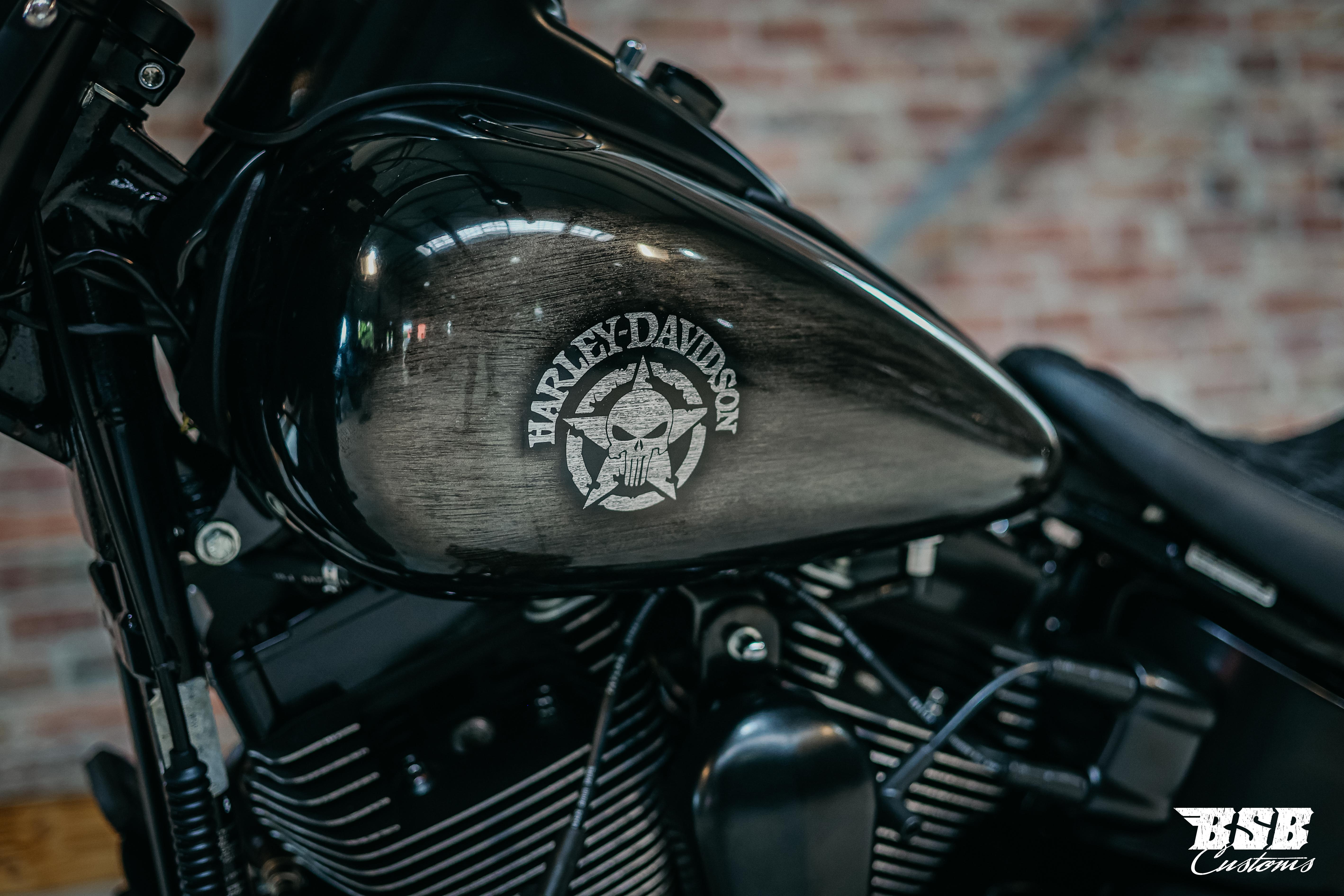 2011 Harley Davidson FLSTC Heritage Softail,viele Extras wie Jekil&Hyde / FAT SPOKE / Airbrush / Ape Hanger ...  Finanzierung möglich 