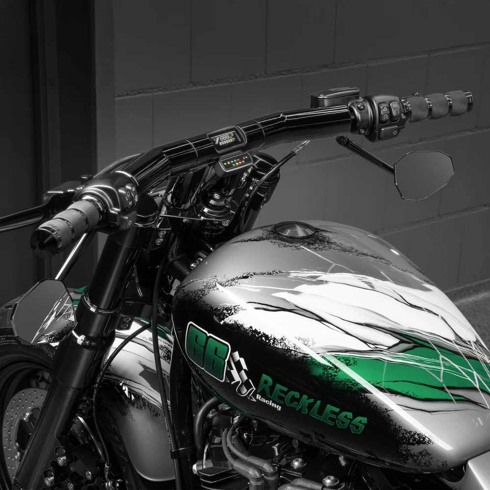 Killer Custom „Drag-T“ 2" Fat Mega-Lenker – mit optionalem Stealth View-Tachometer