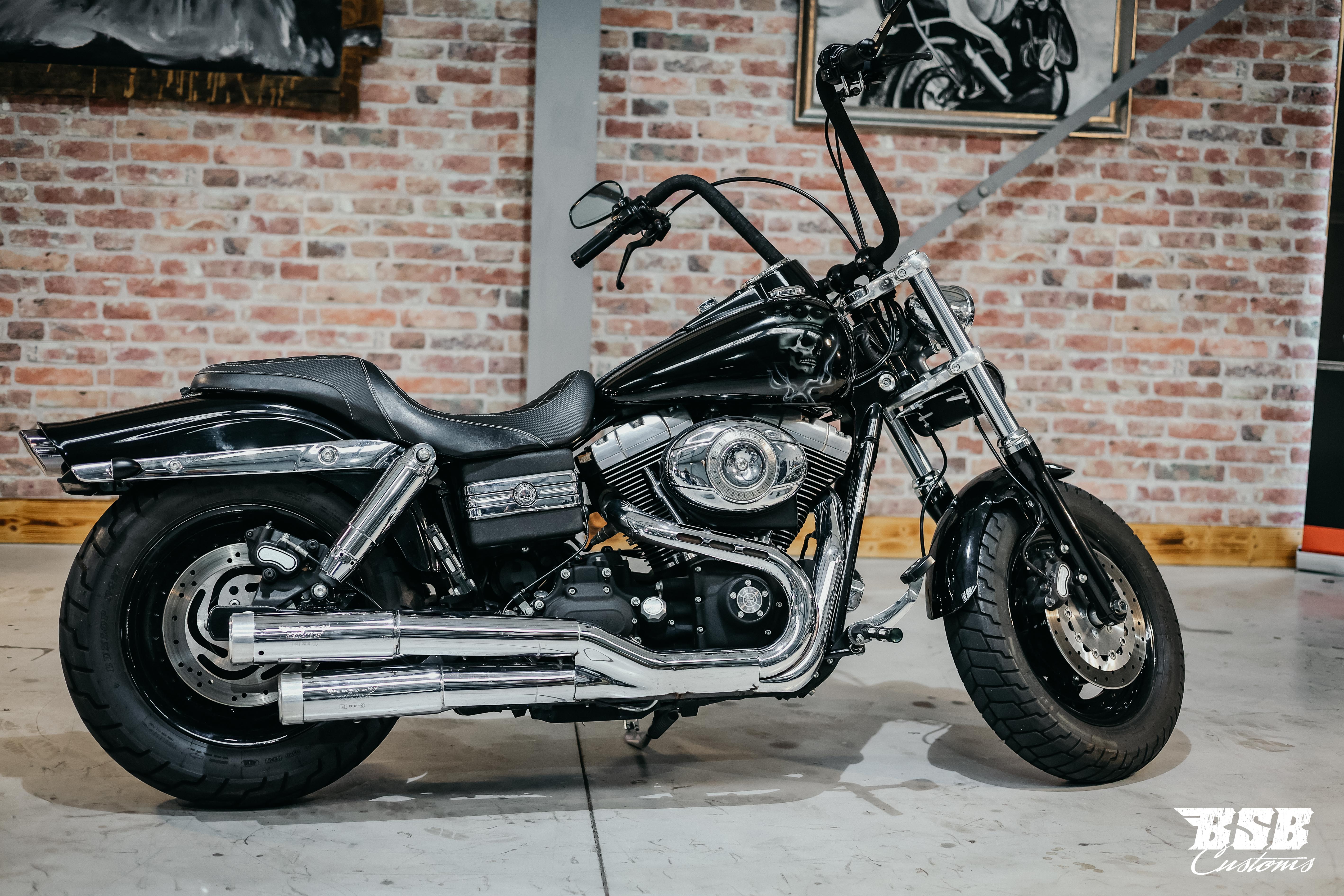2008 Harley Davidson FXDF FAT BOB 5HD1.. TOP Zustand // Kess Tech Anlage / Airbrush Lackierung