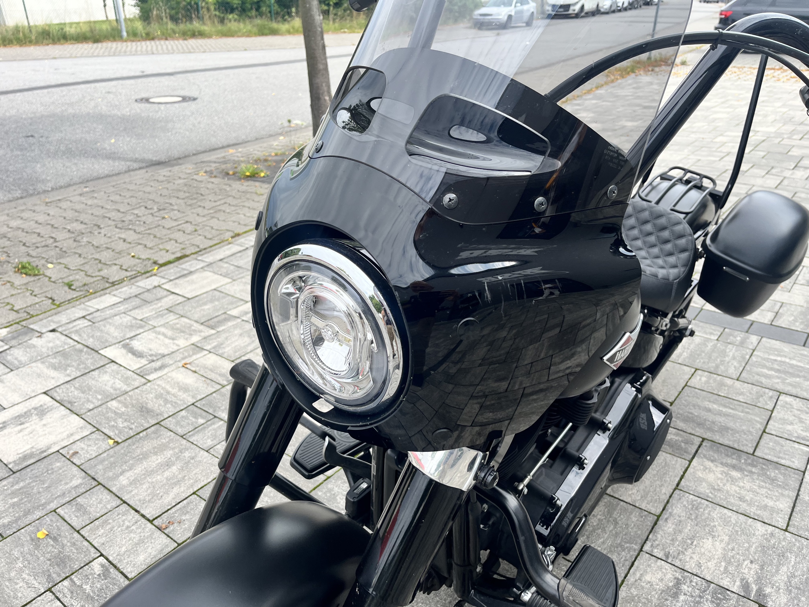 2017 Harley Davidson FLSL Softail Slim mit Jekill & Hyde Anlage 5HD1 + Garantie 2017 Harley Davidson FLSL Softail Slim mit Jekill & Hyde Anlage 5HD1 + Garantie