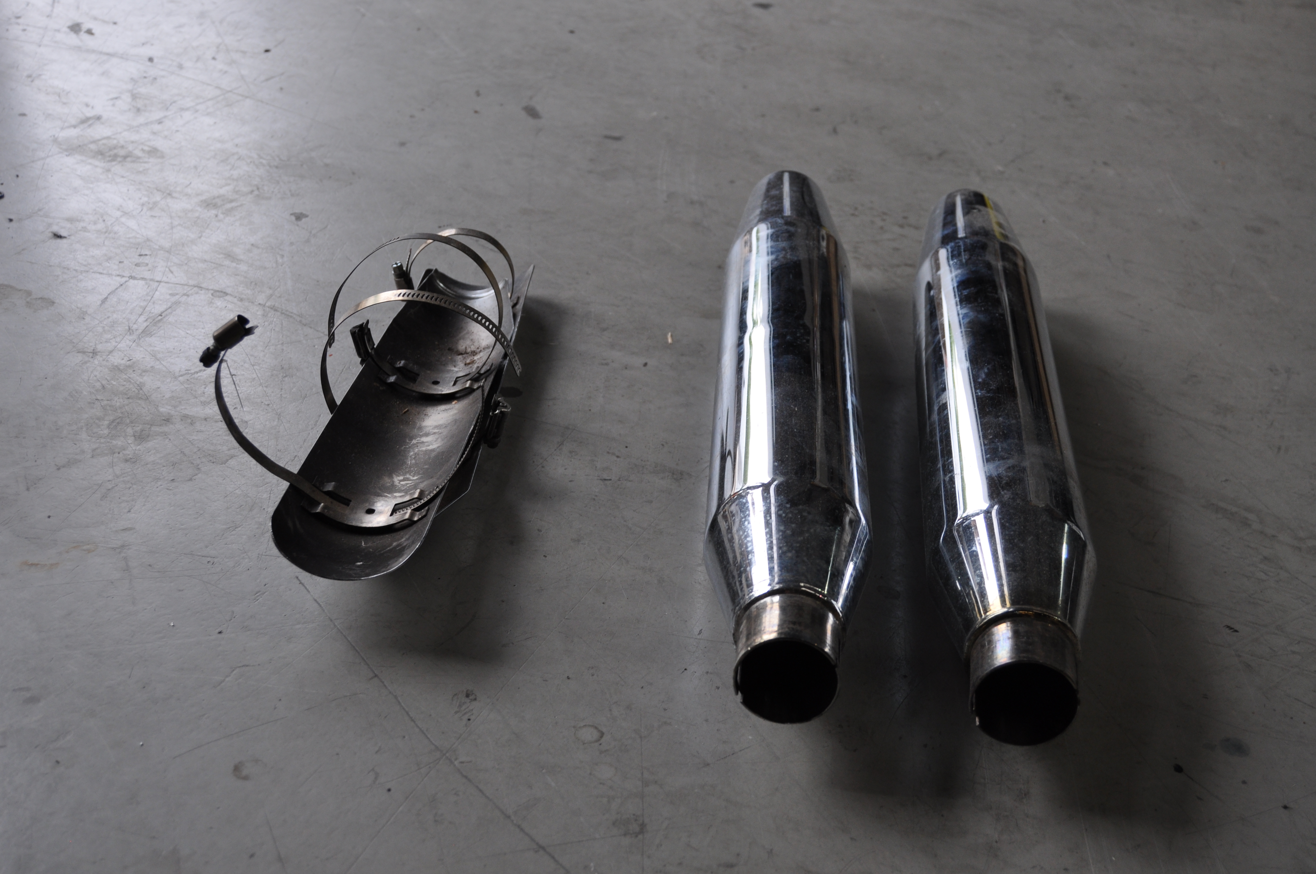 Harley-Davidson® Dyna Schalldämpfer 66025-06 E4 – Original Auspuff – FXE GM / GN / GP / GV / GX – gebraucht