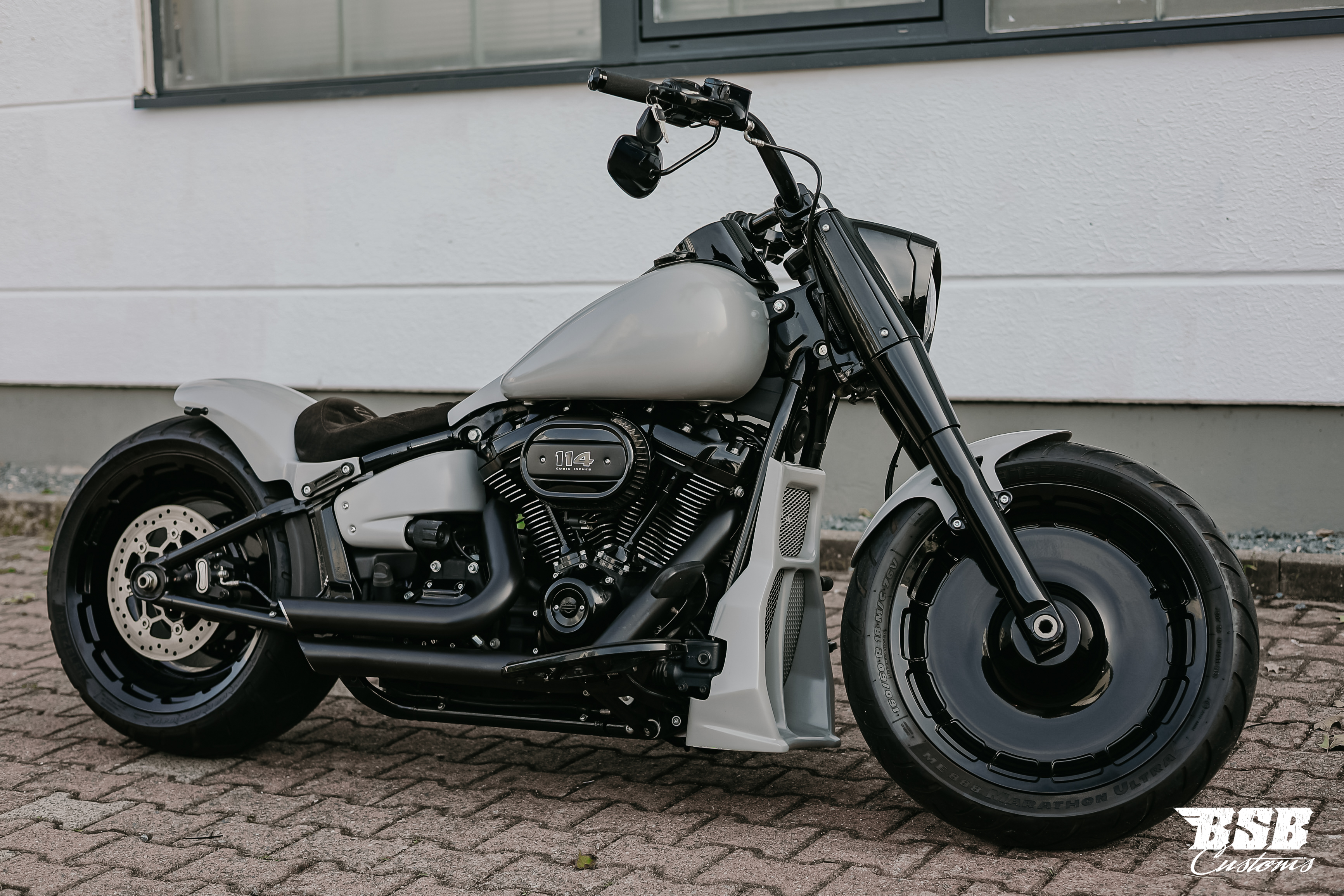 2018 Harley Davidson FAT BOY 107 CUI mit Umbau // Finanzierung ab 4,99% ohne Anzahlung möglich 
